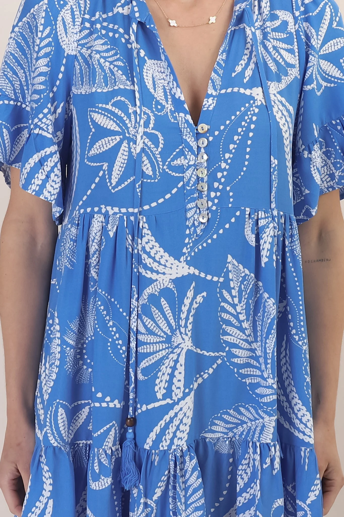 Abilia Mini Dress - Mandarin Collar Buttoned Bodice Smock Dress in Havanna Print in Blue - Image 12