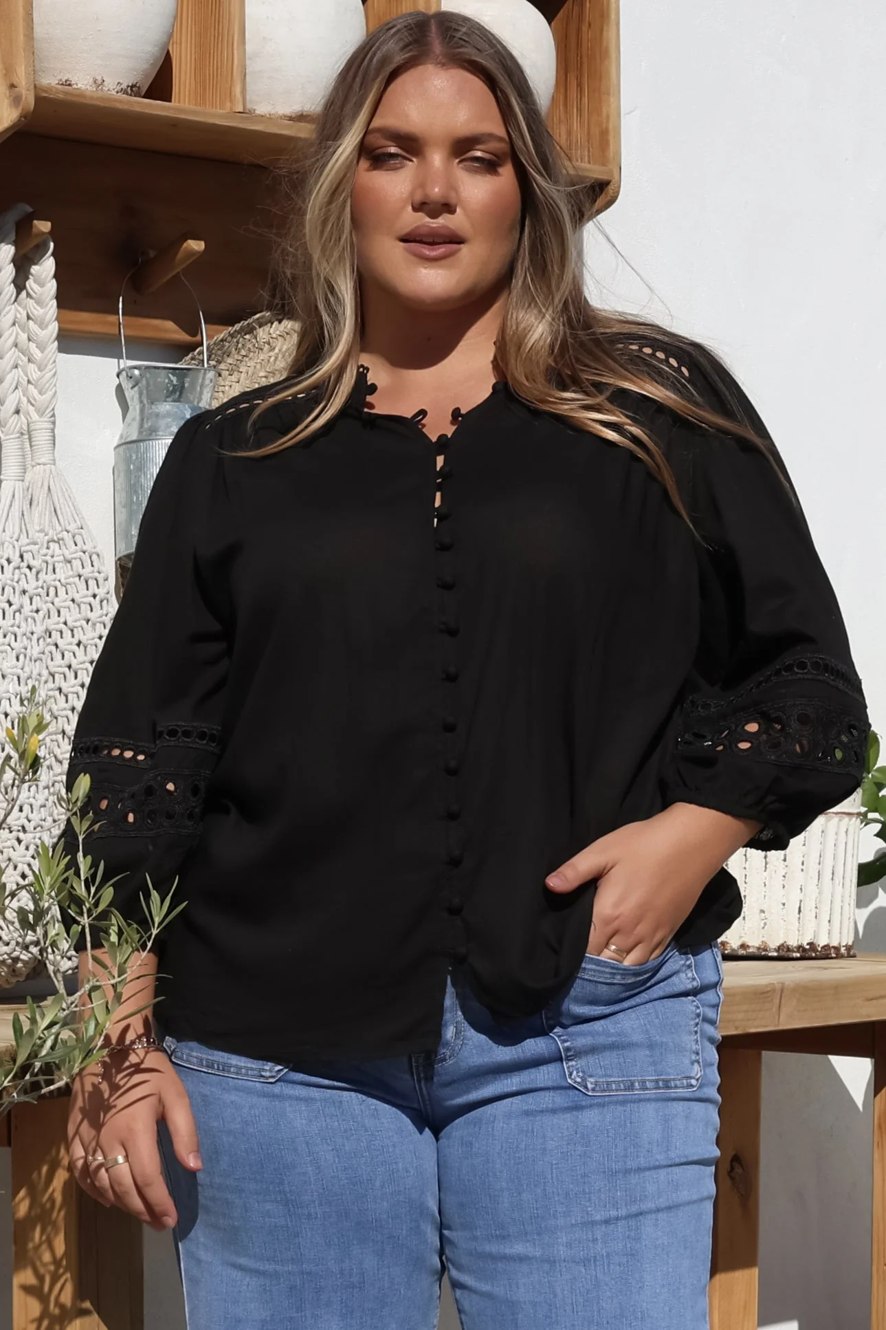 Alyce Shirt - Mandarin Collar Cut Out Detailed Sleeve Button Down in Black - Image 4