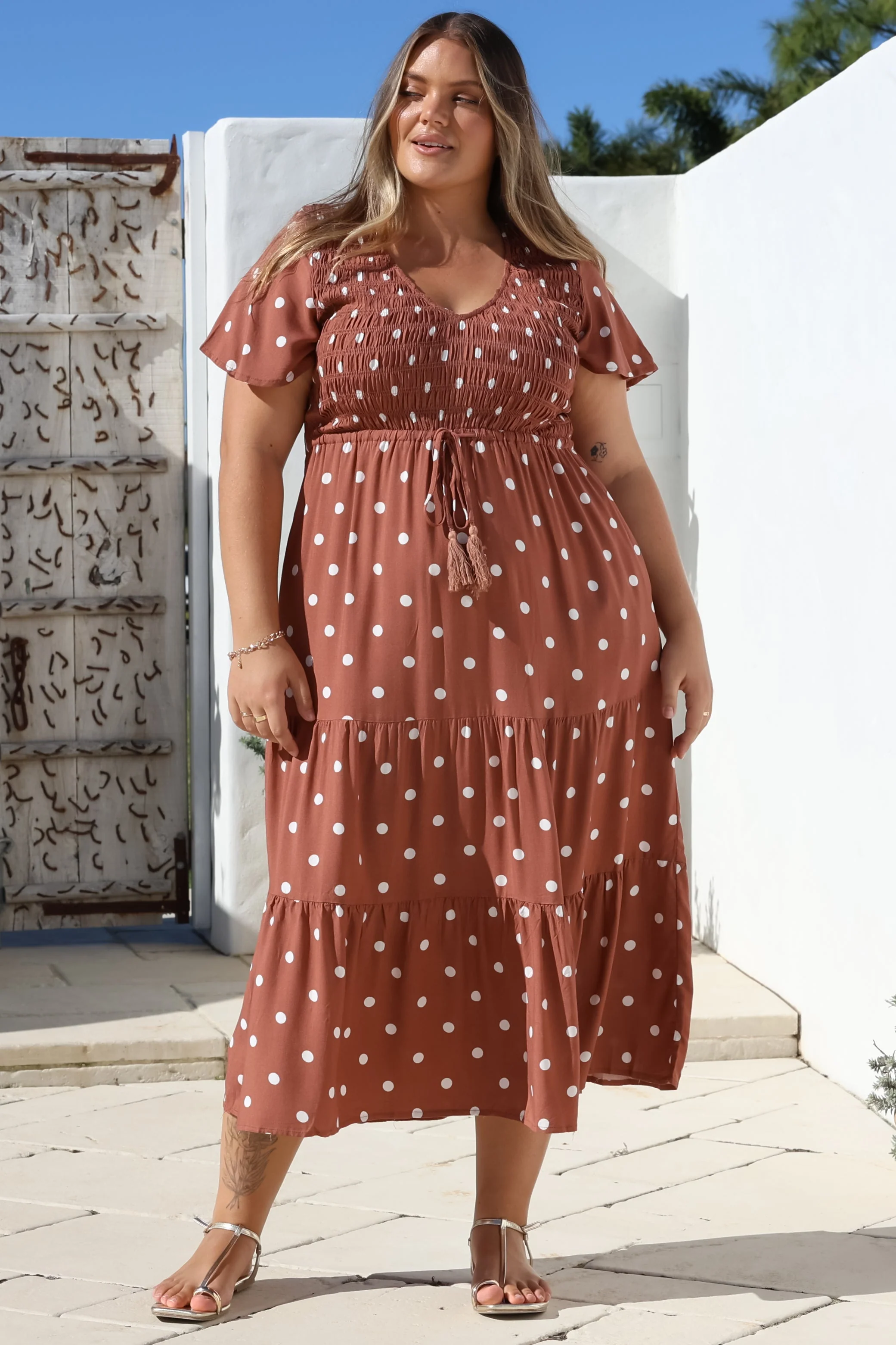 Amaya Midi Dress - Shirred Cap Sleeve A Line Dress in Parisian Polka Rust - Image 4