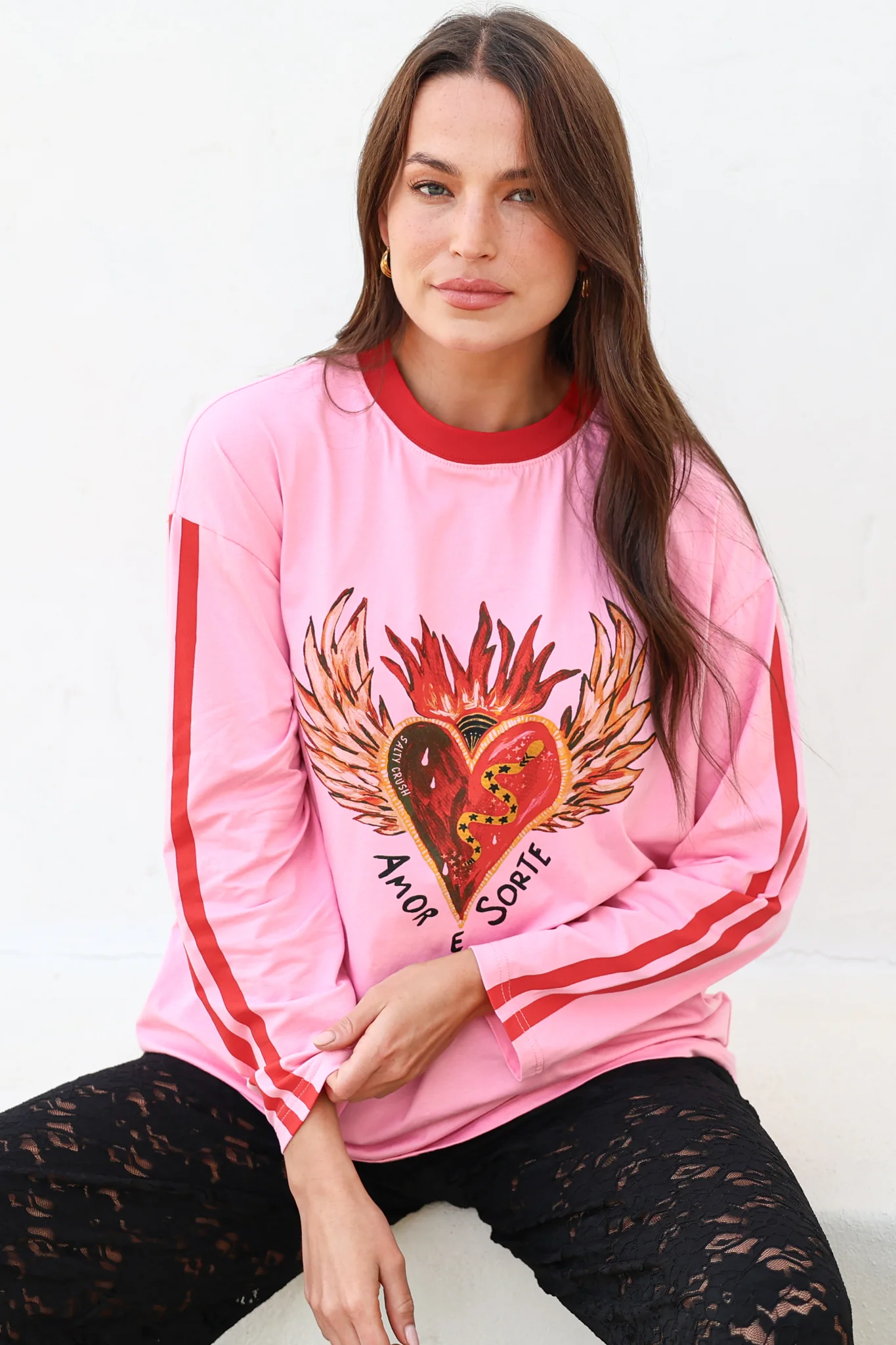 Amor E Sorte Long Sleeve Tee - Crew Neck Contrast Sport Stripe Graphic T-Shirt in Pink - Image 2