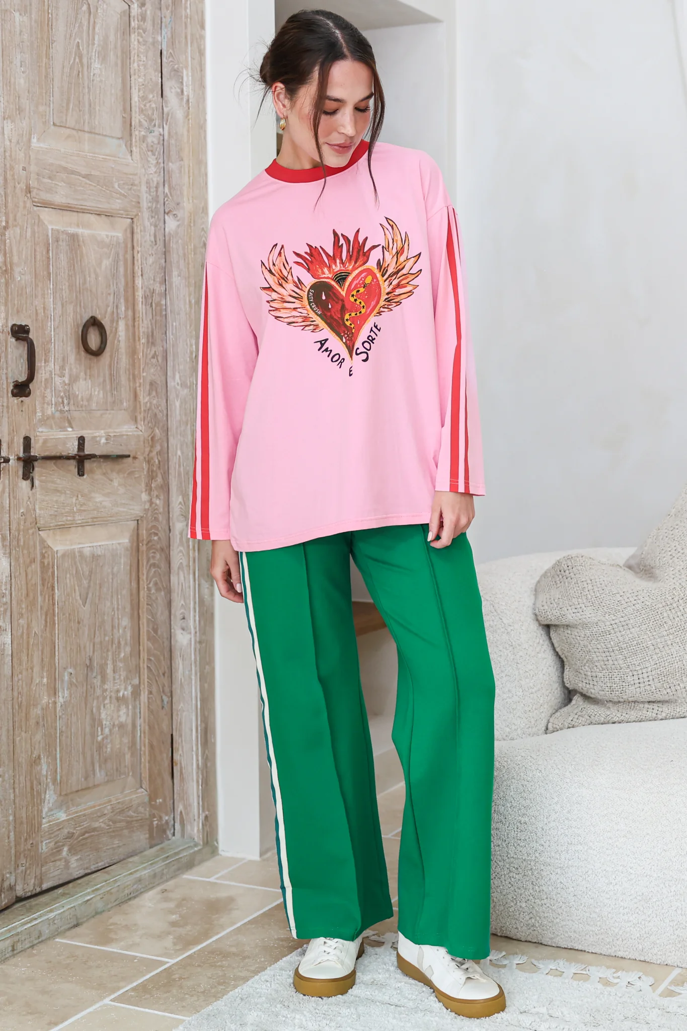 Amor E Sorte Long Sleeve Tee - Crew Neck Contrast Sport Stripe Graphic T-Shirt in Pink - Image 8