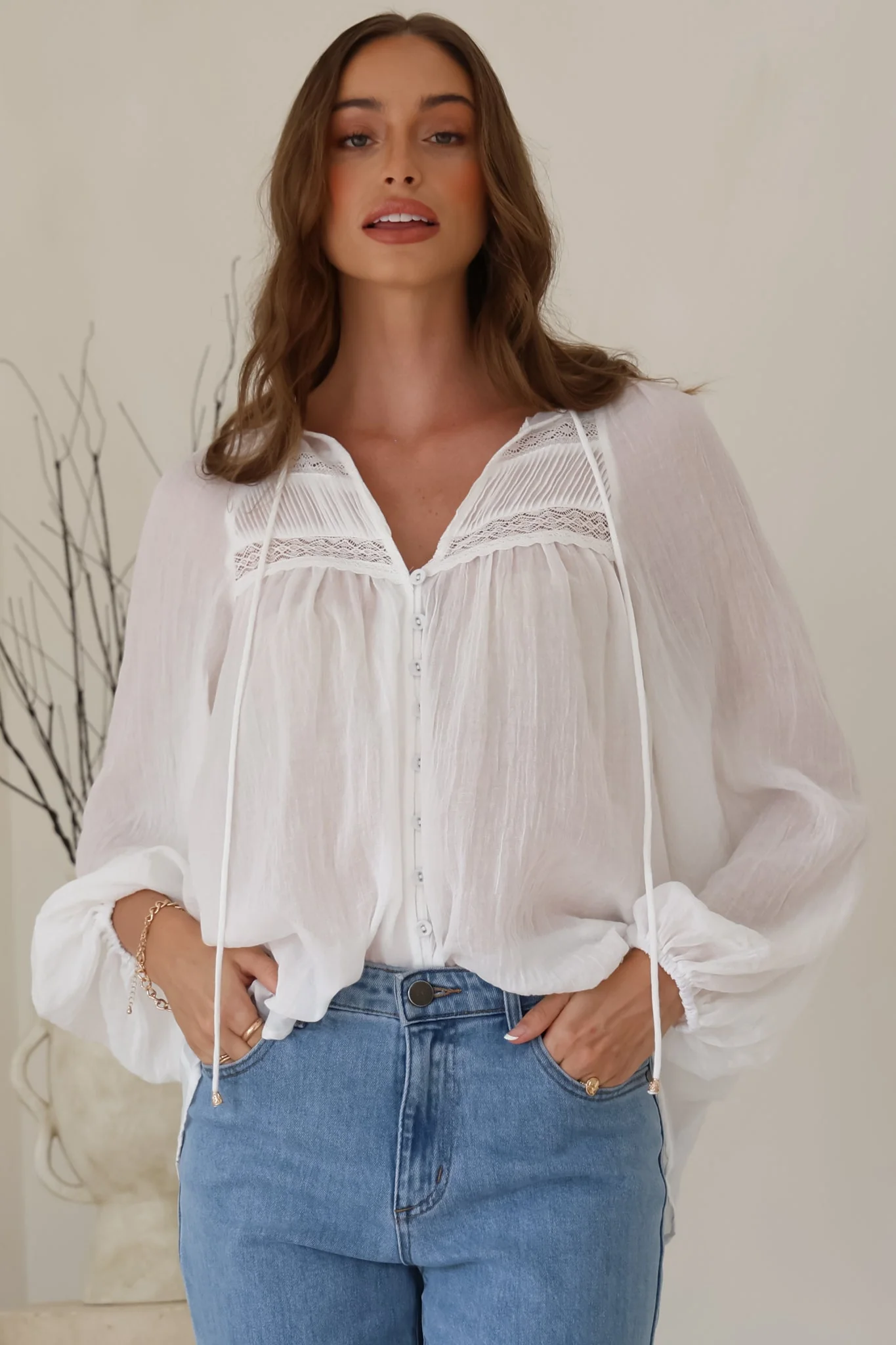 Angeline Top - Buttoned Down Scoop Hem Balloon Sleeve Blouse in White - Image 7