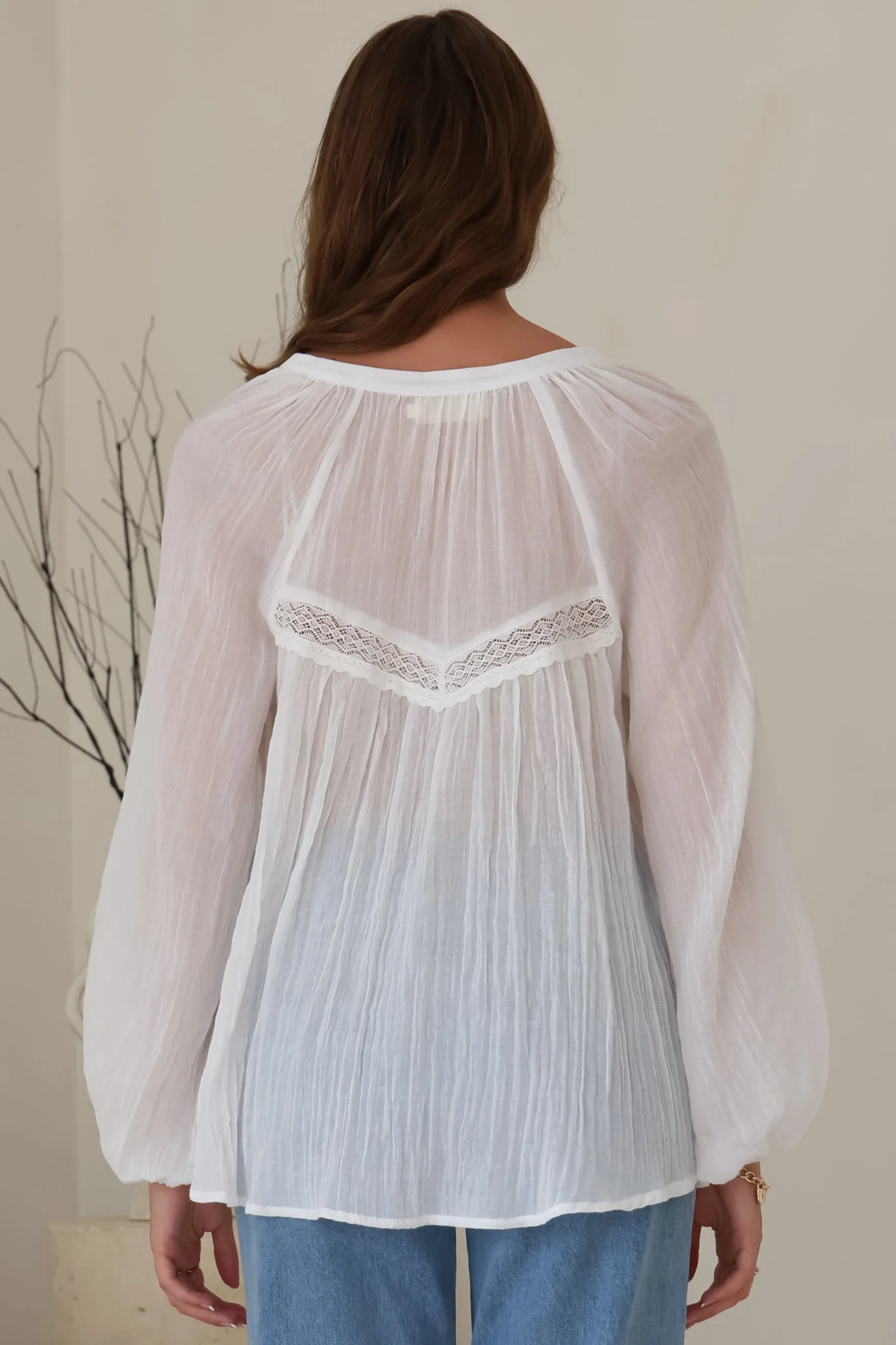 Angeline Top - Buttoned Down Scoop Hem Balloon Sleeve Blouse in White - Image 9