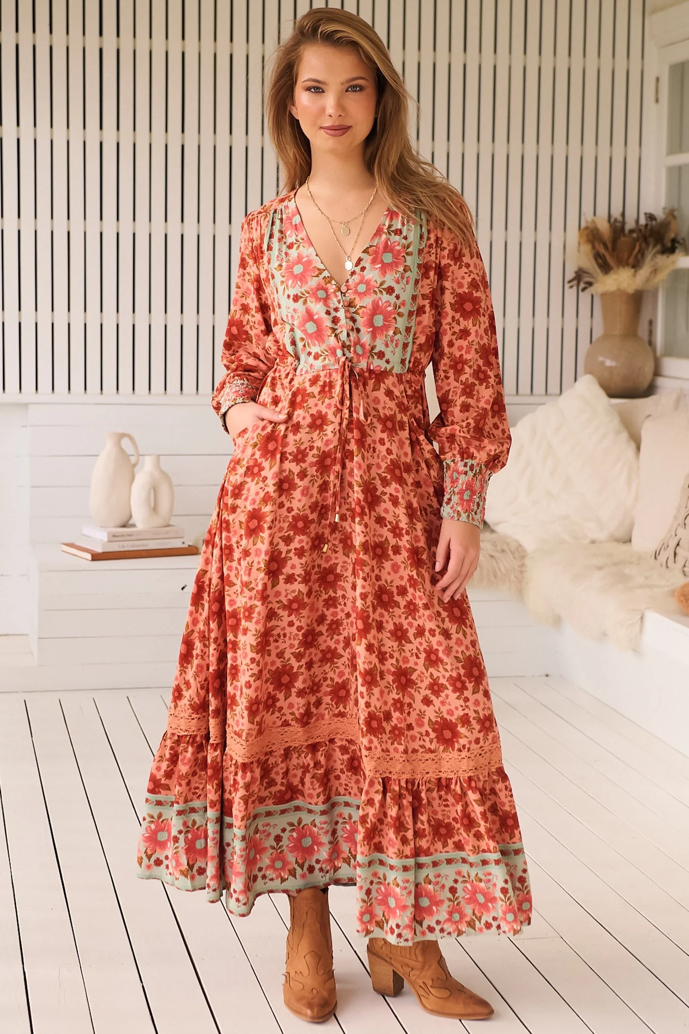 JAASE - Arlo Maxi Dress: V-Neck Pull Tie Waist Maxi With Pockets in Lillianna Print - Image 3