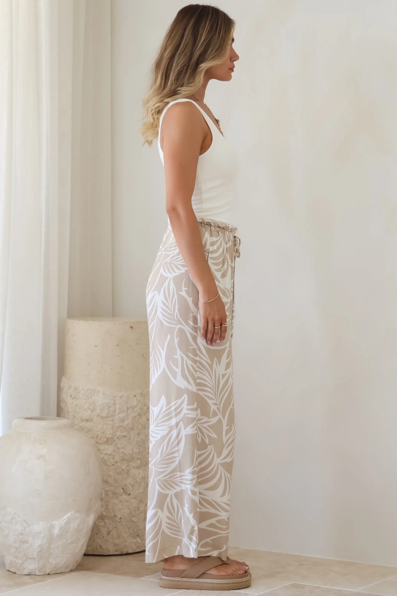 Armon Pants - Paper Bag Waist With Tie Wide Leg Pants In Jeani Print Beige - Image 7