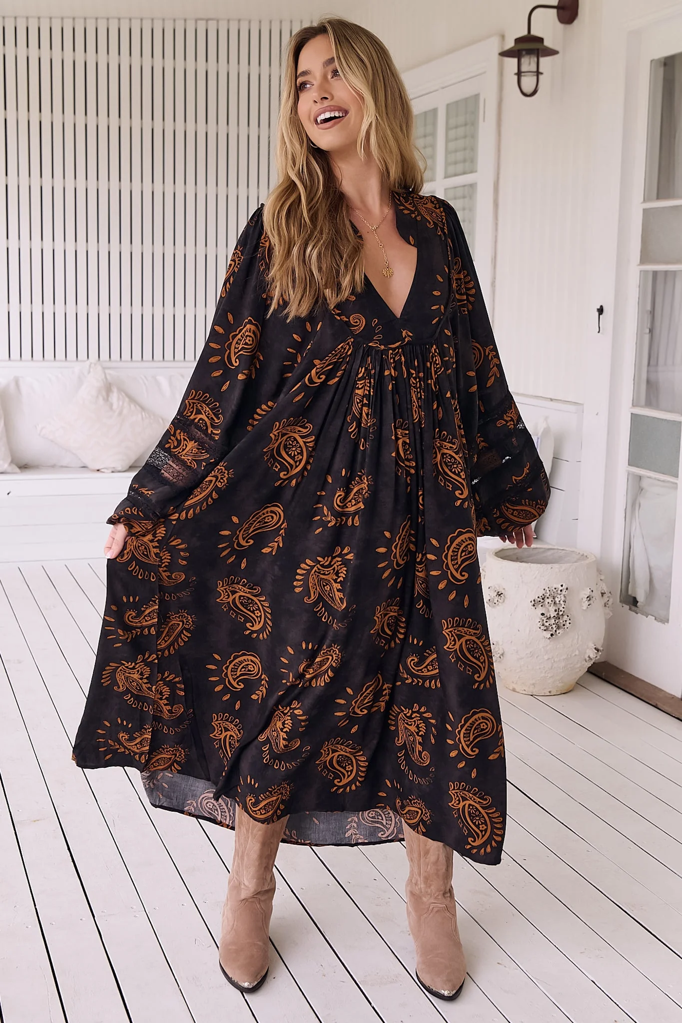 JAASE - Boheme Long Sleeve Midi Dress: Slimline Smock Dress in Milan Print - Image 5