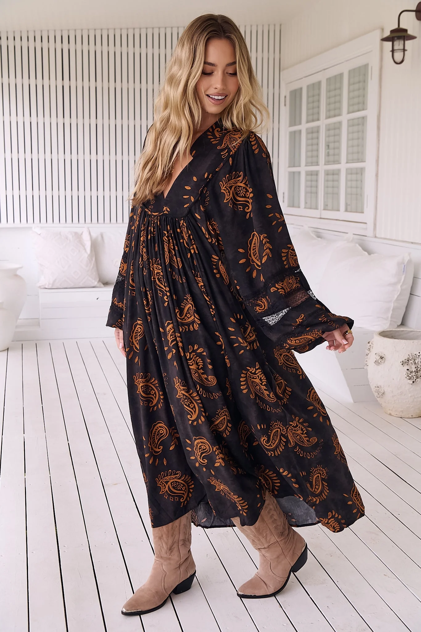 JAASE - Boheme Long Sleeve Midi Dress: Slimline Smock Dress in Milan Print - Image 9