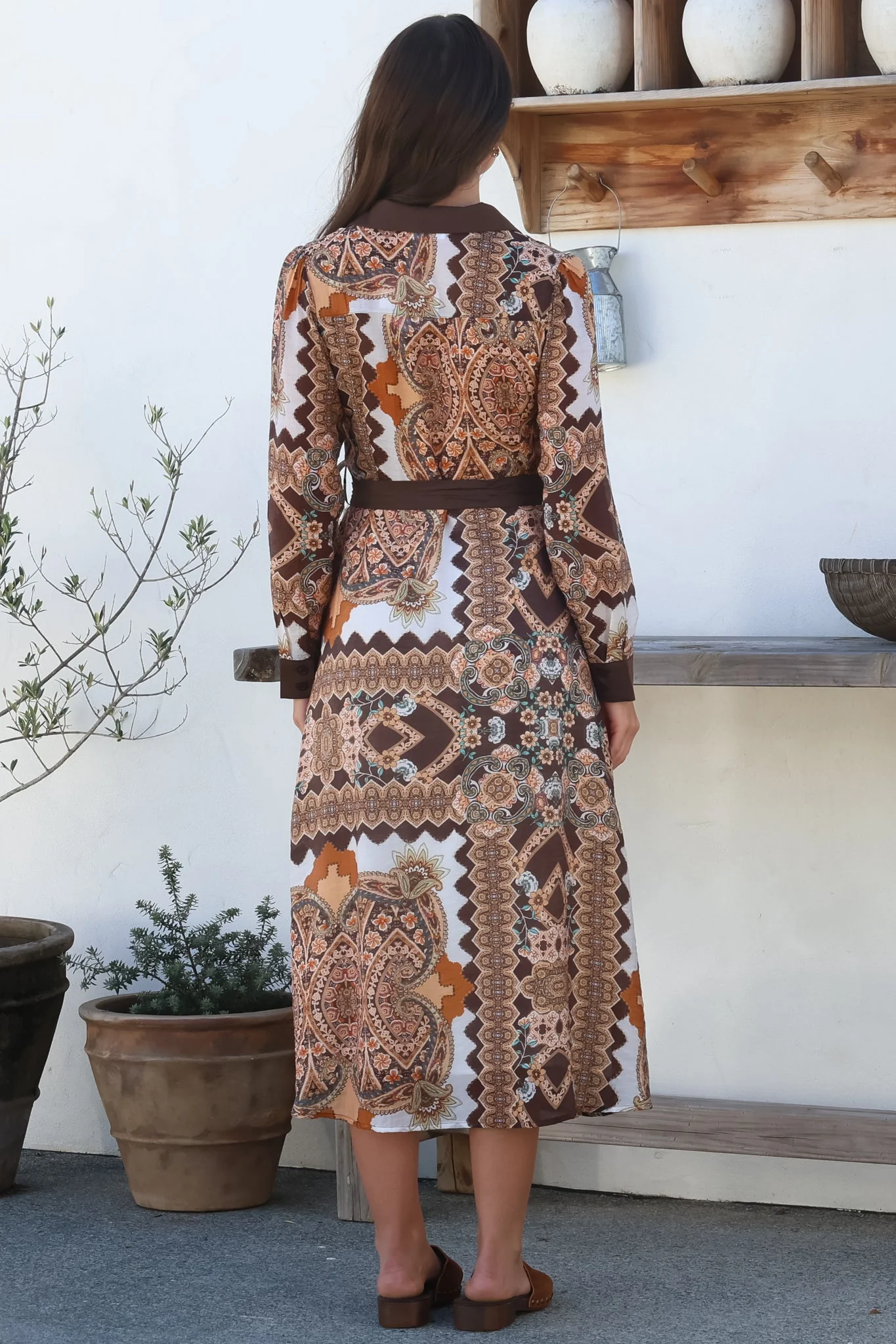 Booker Midi Dress - Long Sleeve Shirt Dress with Contrast Hemlines in Frankie Print - Image 8