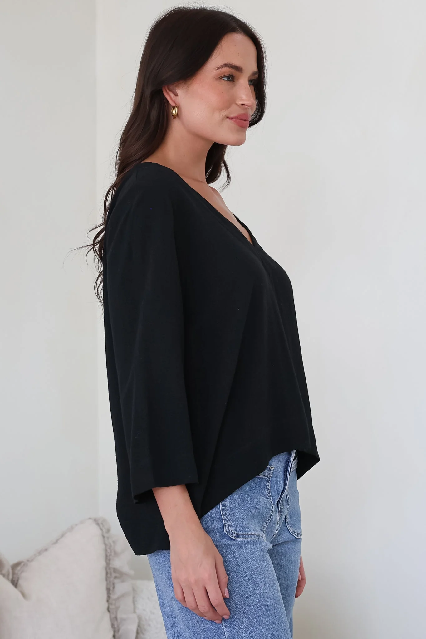 Breezer Top - Long Sleeve V Neck Pull Over Top with High Low Hemline in Black - Image 6