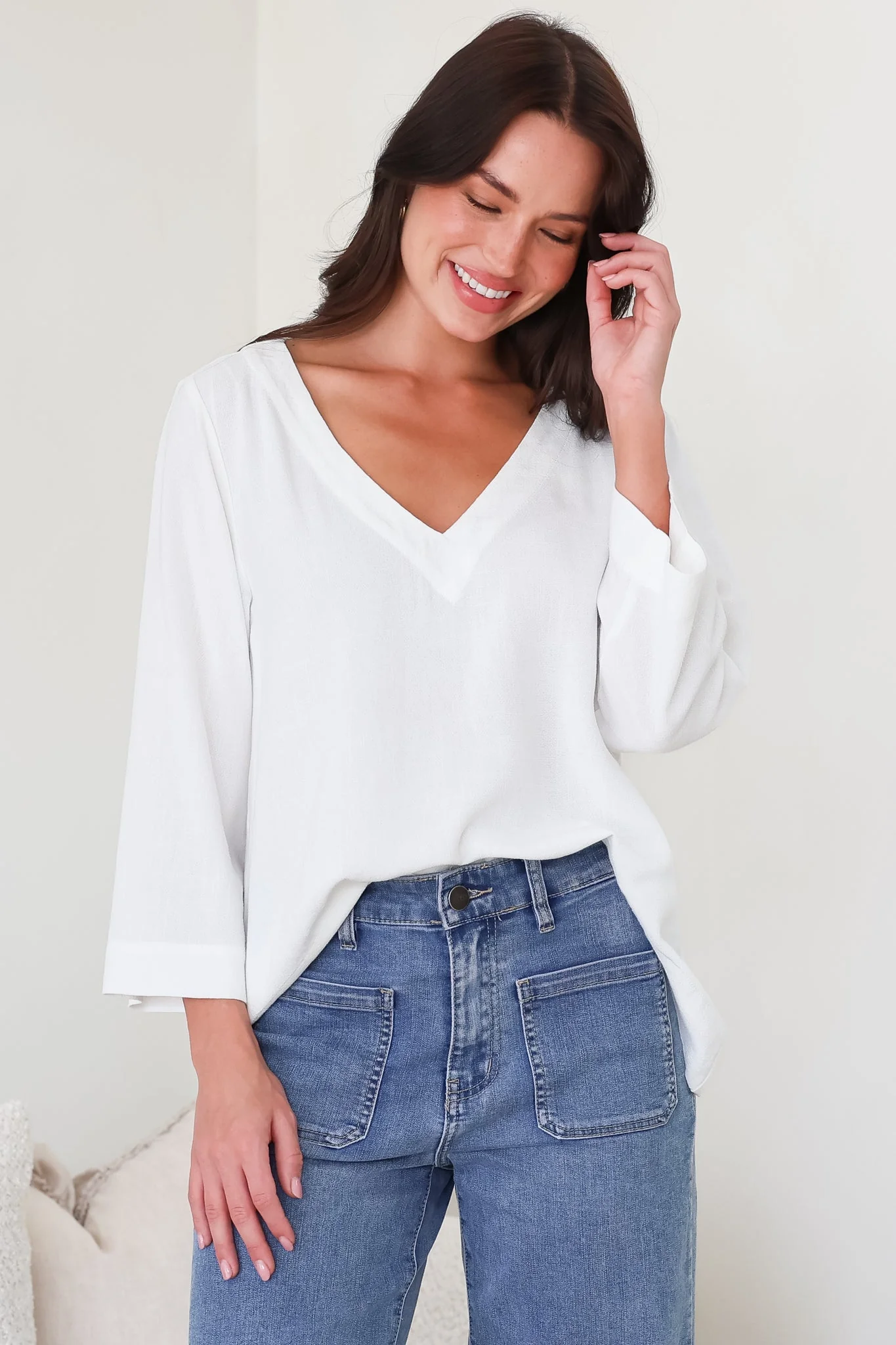 Breezer Top - Long Sleeve V Neck Pull Over Top with High Low Hemline in White - Image 4