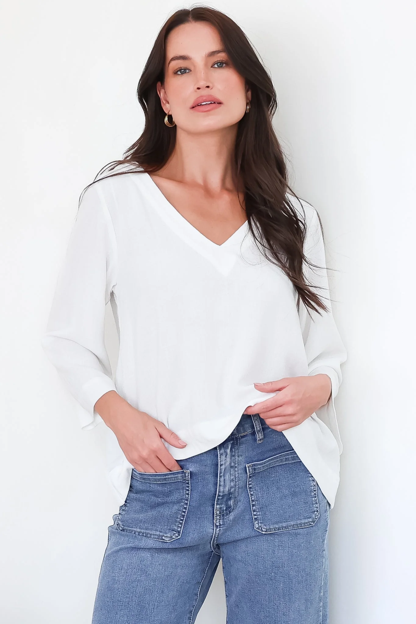 Breezer Top - Long Sleeve V Neck Pull Over Top with High Low Hemline in White - Image 5