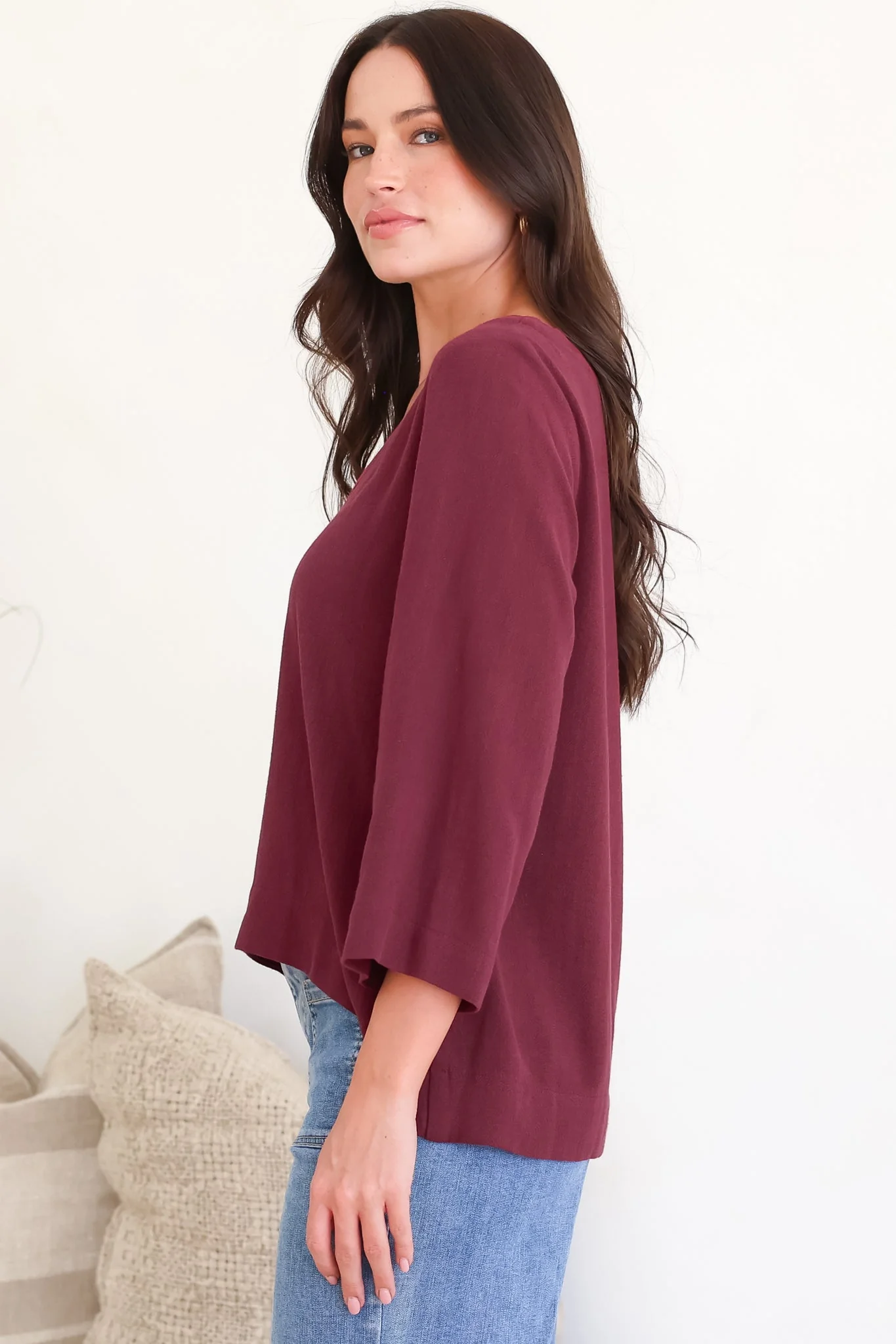 Breezer Top - Long Sleeve V Neck Pull Over Top with High Low Hemline in Wine - Image 7