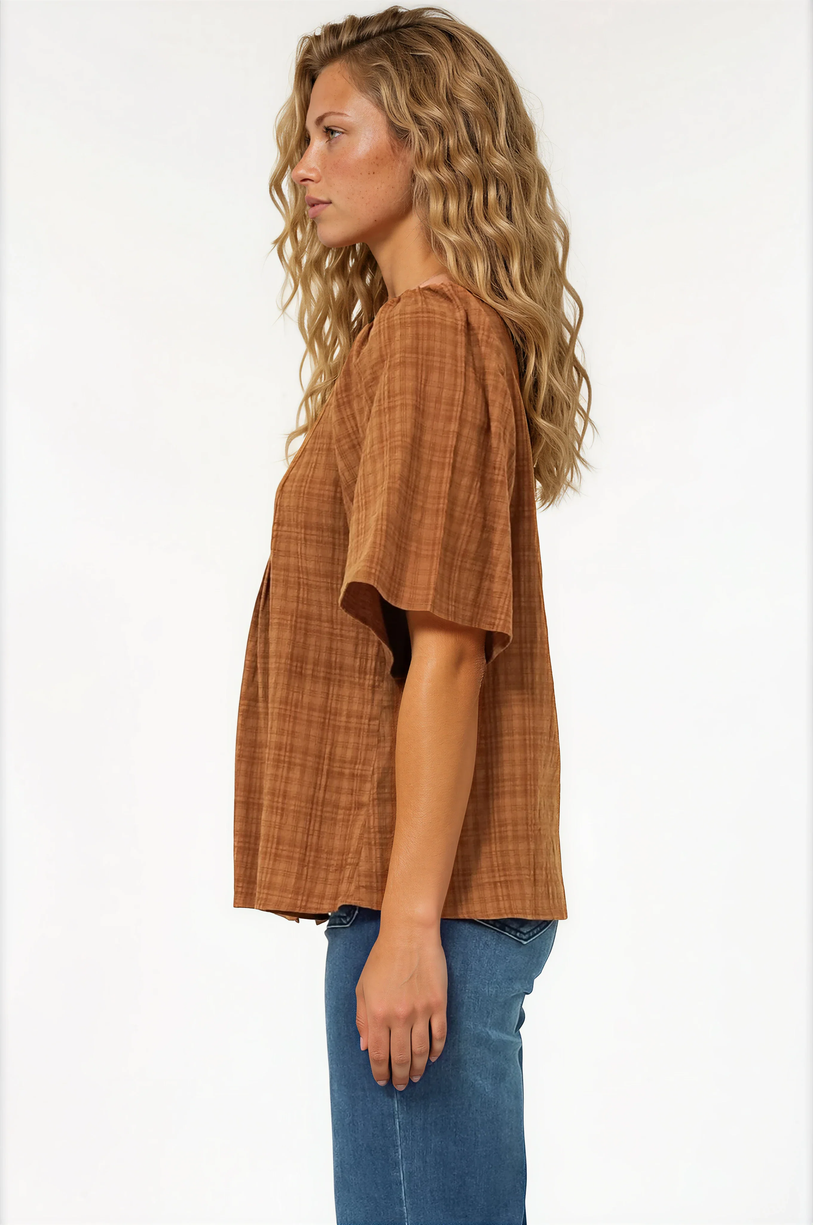 Casita Top - Scoop Neck Textured Babydoll Top with Flutter Sleeves in Tan - Image 4