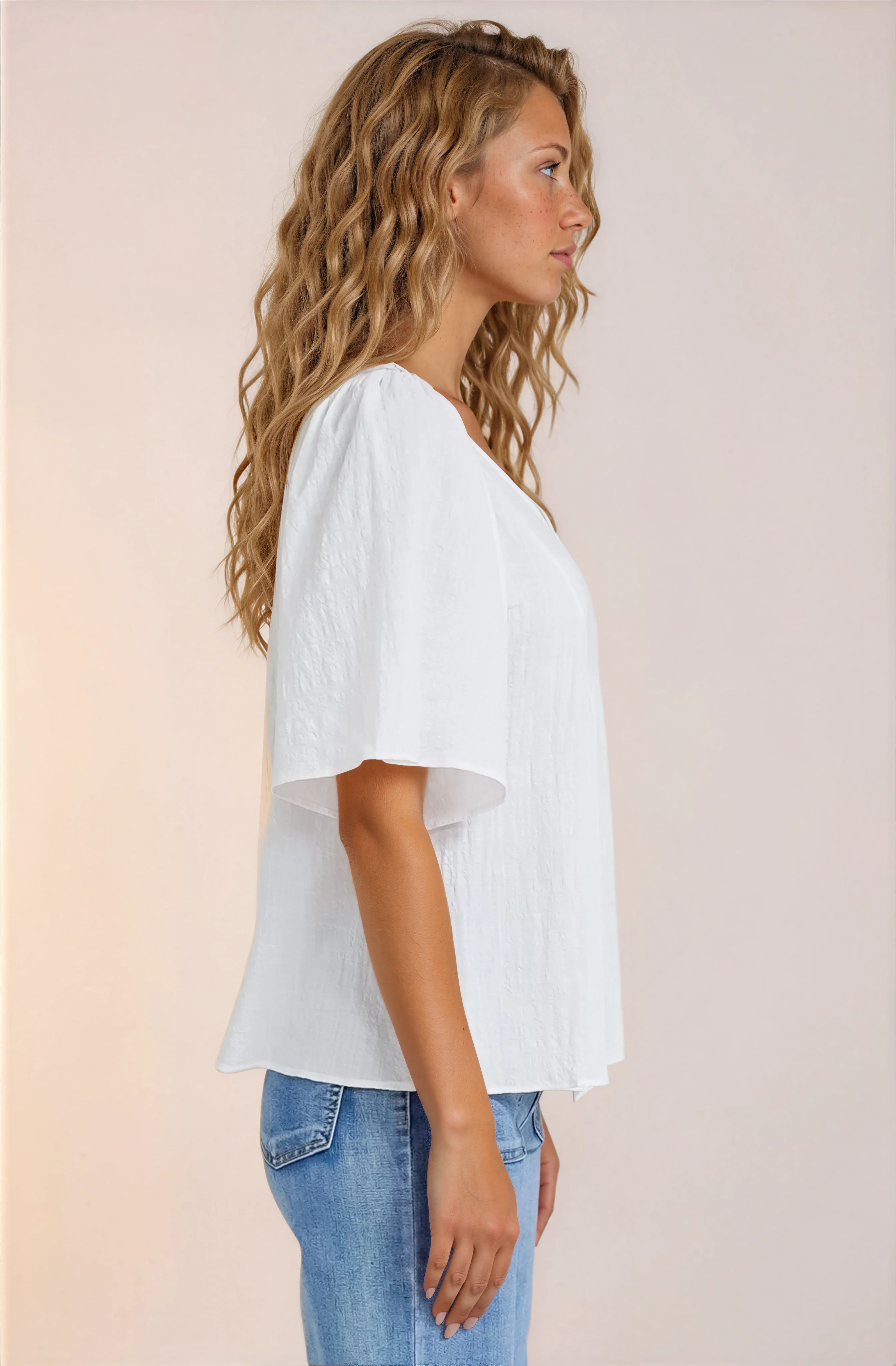 Casita Top - Scoop Neck Textured Babydoll Top with Flutter Sleeves in White - Image 7