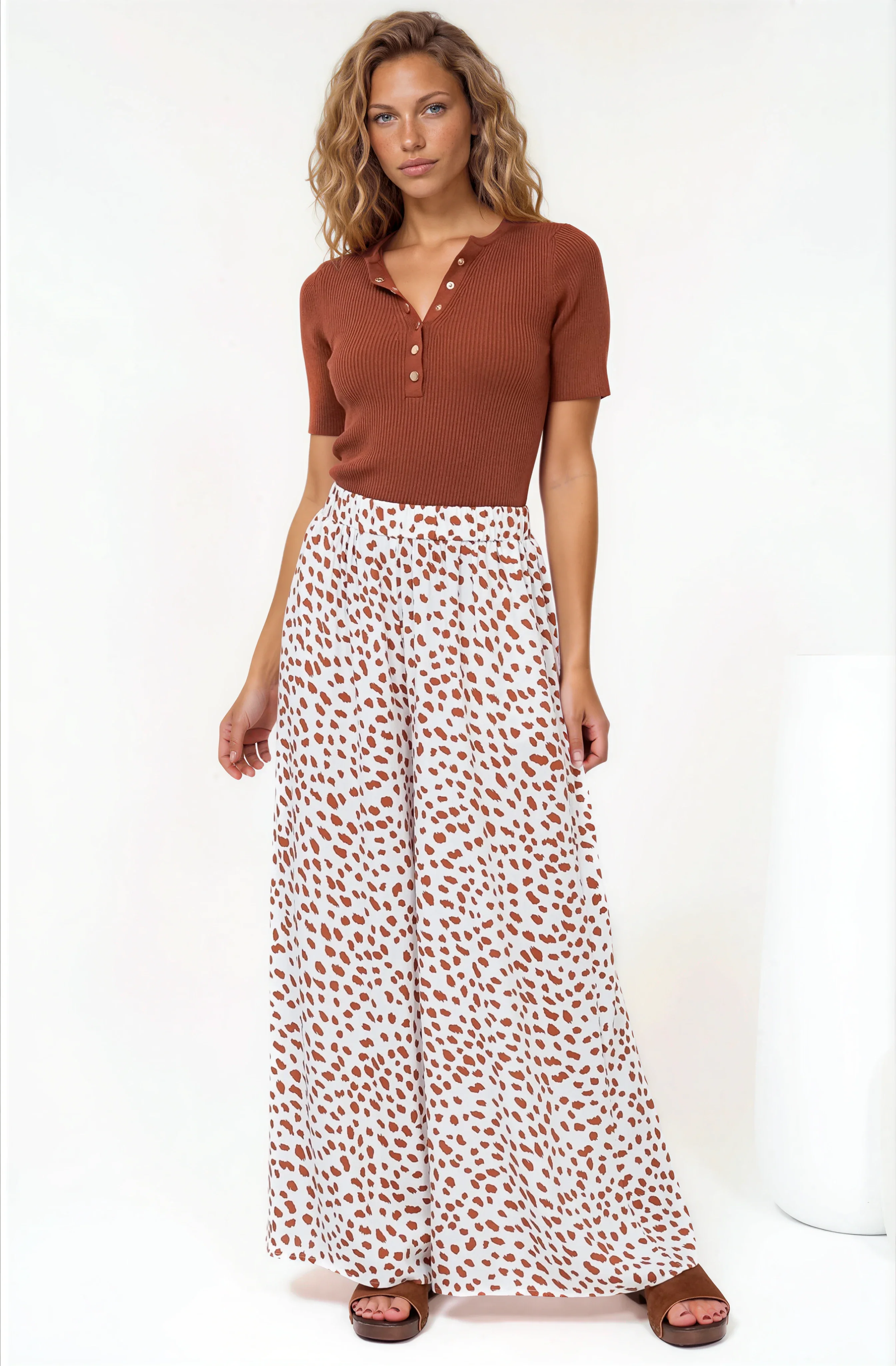 Channing Pants - High Waisted Wide-Leg Pants with Pockets in Dasher Print Brown - Image 7
