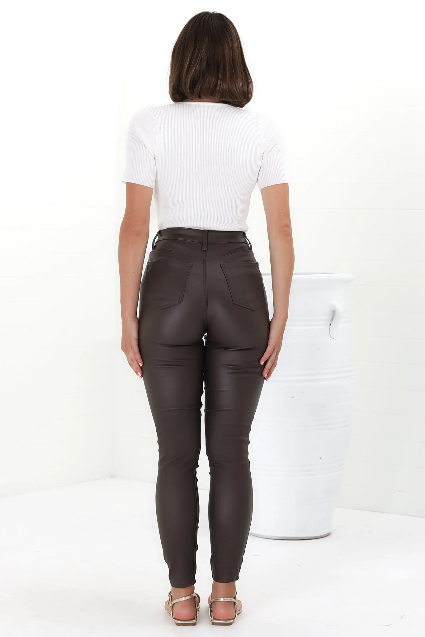 Chisel Jeans - Wet Look High Waisted Skinny Leg Pants in Chocolate - Image 8