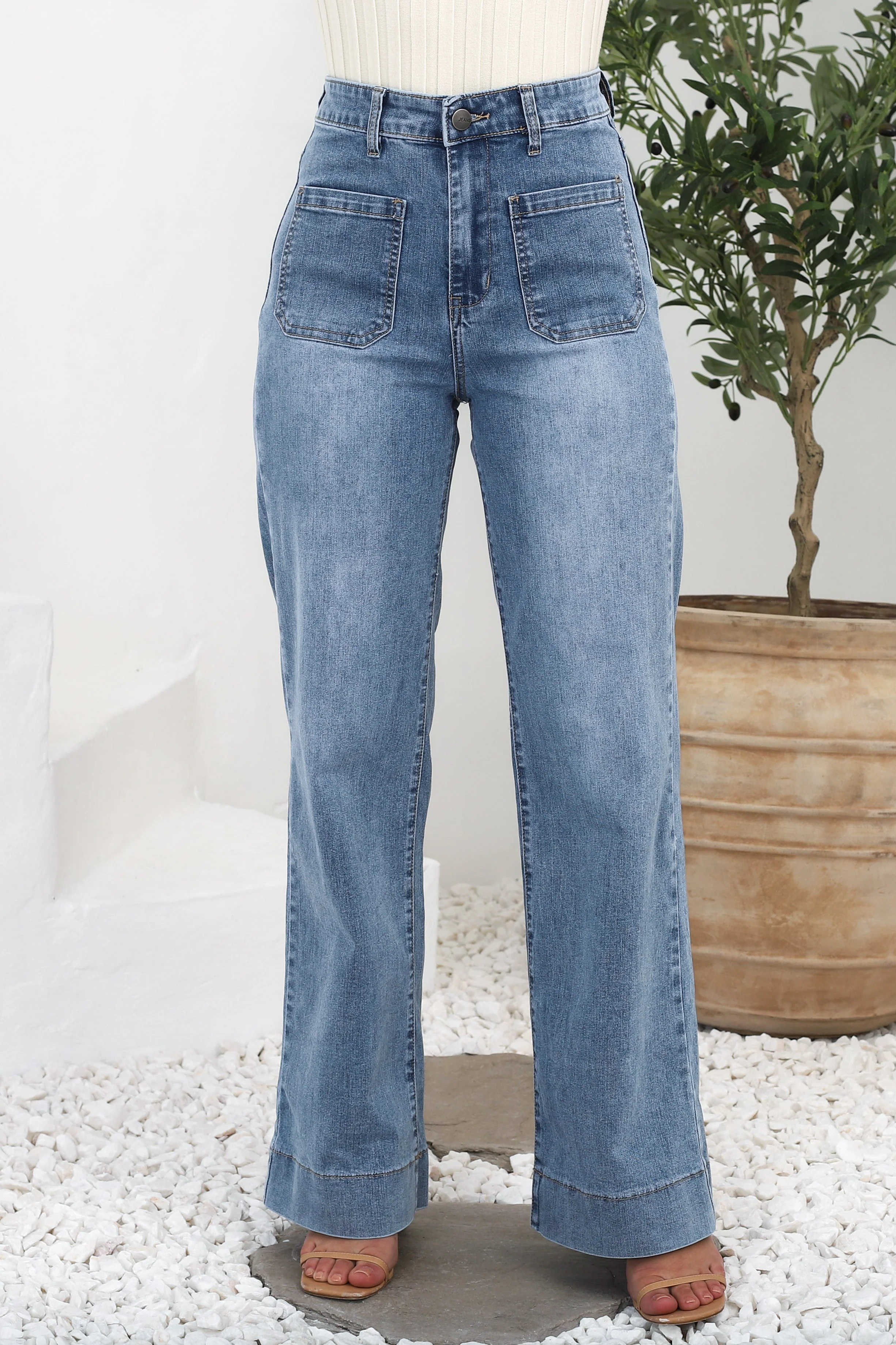 Cindy Wide Leg Jeans in Stone Wash Denim - Image 2