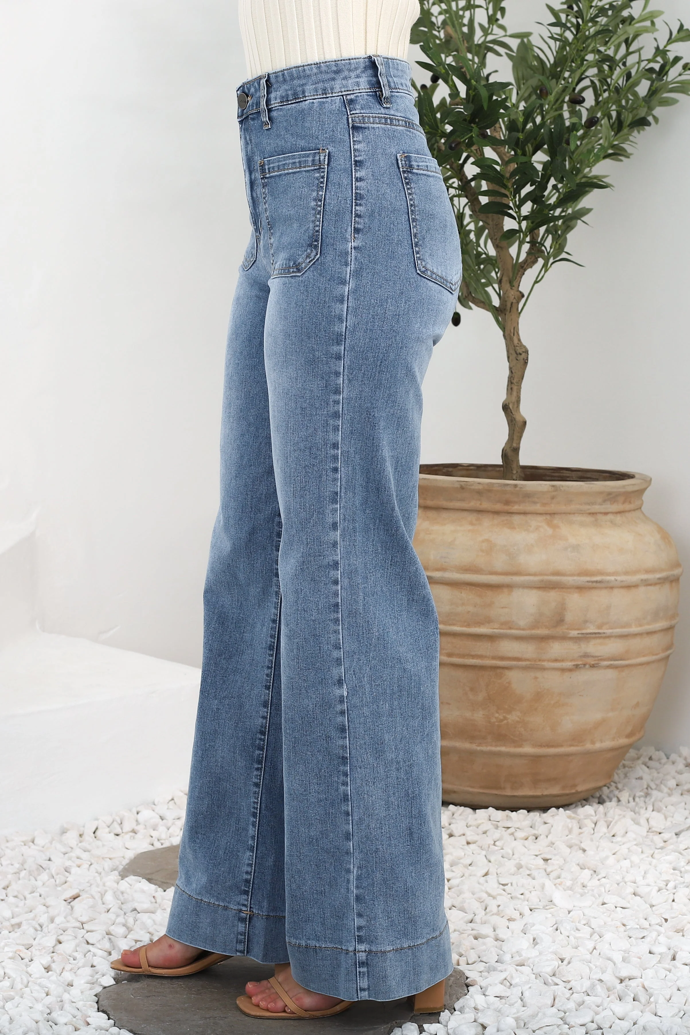 Cindy Wide Leg Jeans in Stone Wash Denim - Image 5