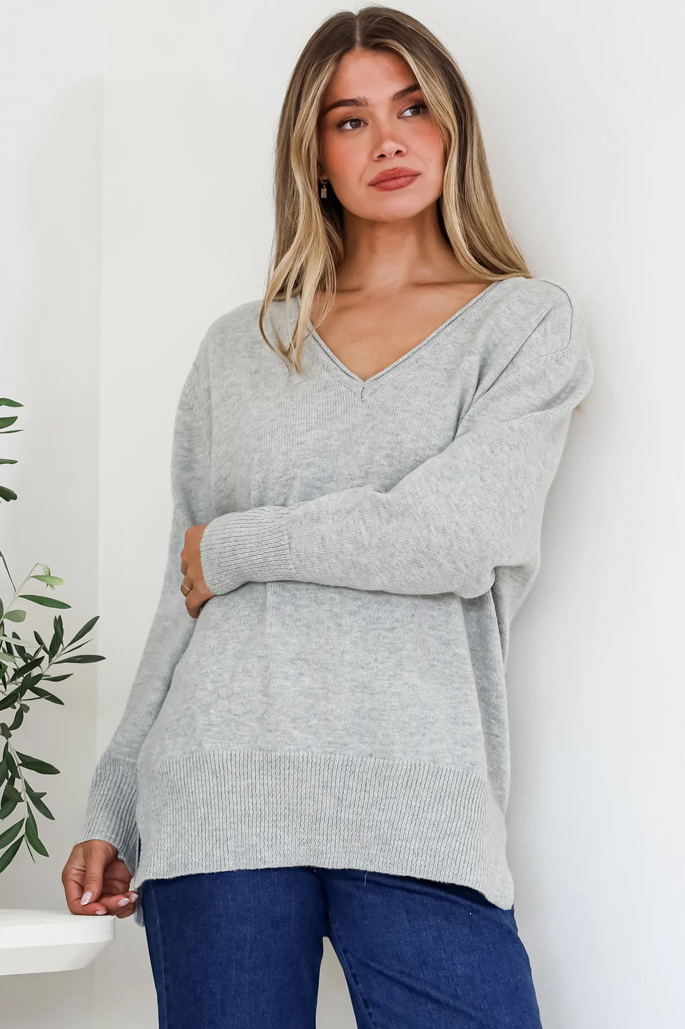Clarke Jumper - V-Neck Batwing Sleeve Ribbed Step Hemline Knit in Grey - Image 3