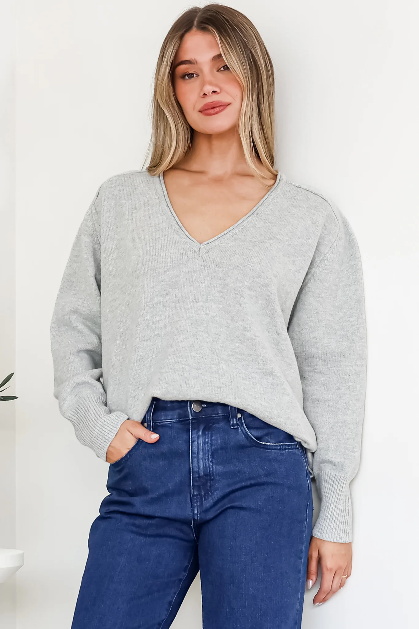 Clarke Jumper - V-Neck Batwing Sleeve Ribbed Step Hemline Knit in Grey - Image 4