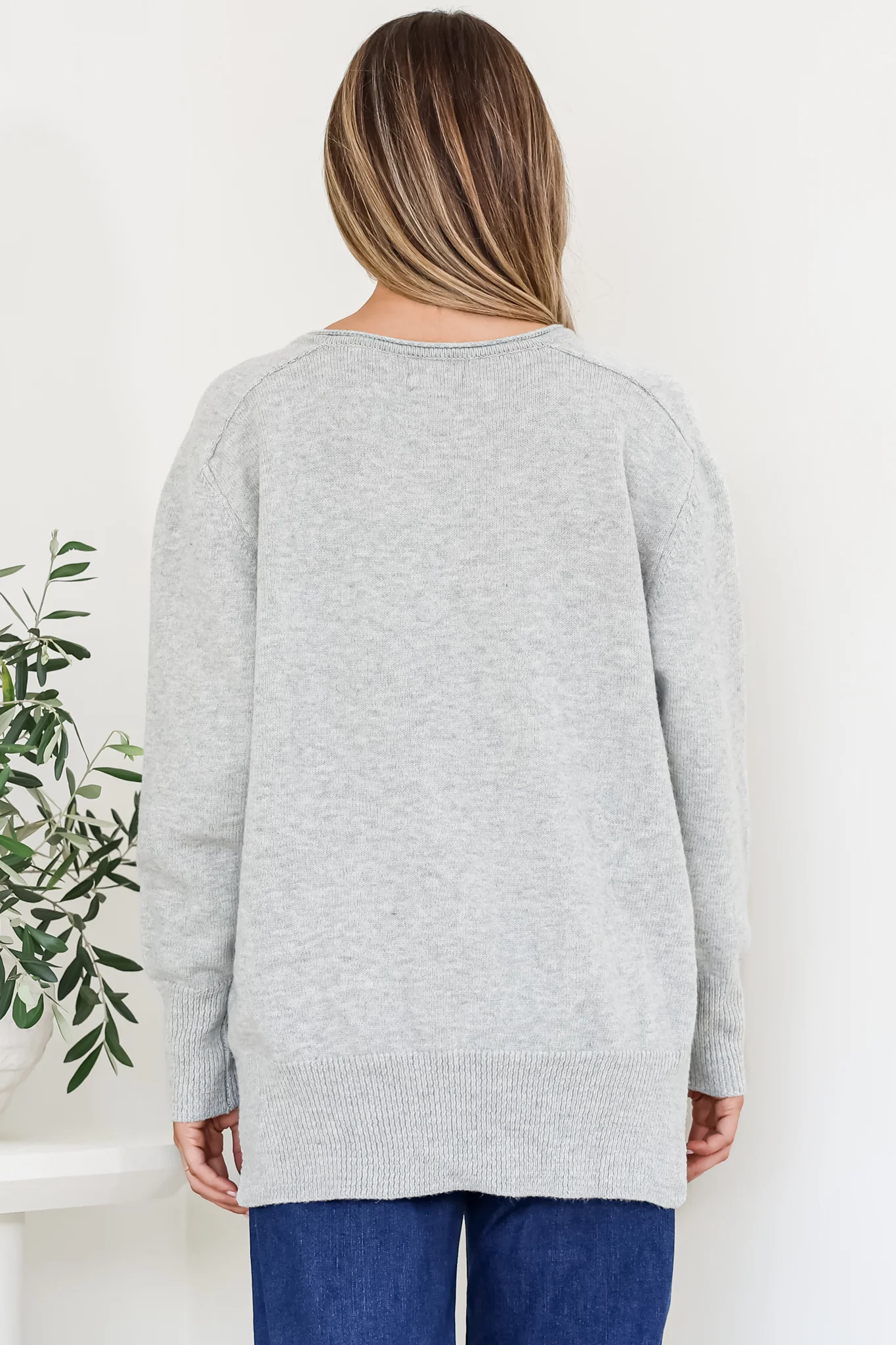Clarke Jumper - V-Neck Batwing Sleeve Ribbed Step Hemline Knit in Grey - Image 7