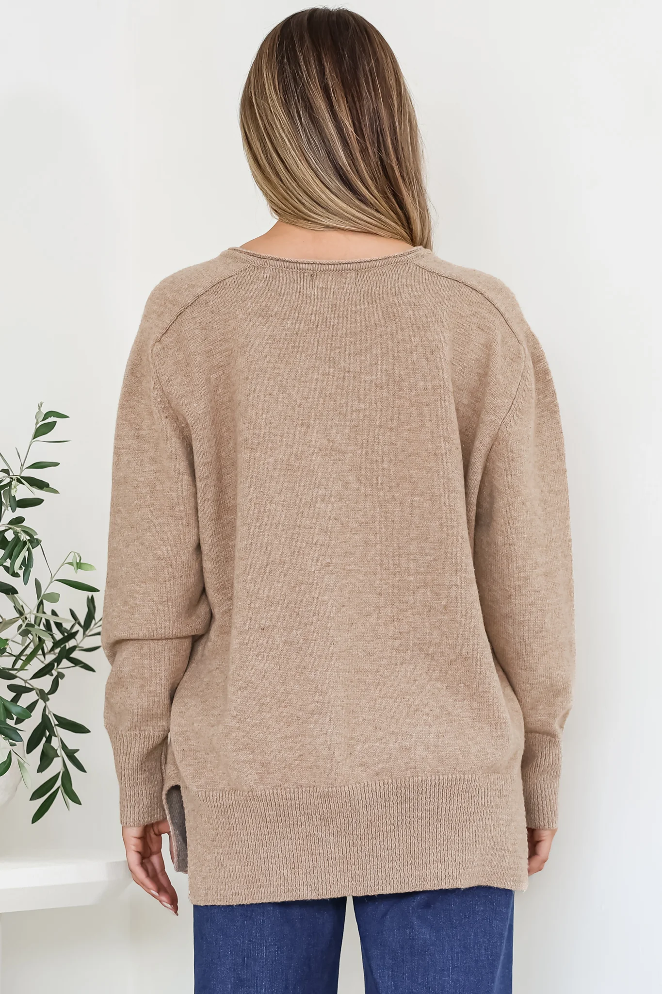 Clarke Jumper - V-Neck Batwing Sleeve Ribbed Step Hemline Knit in Mocha - Image 7