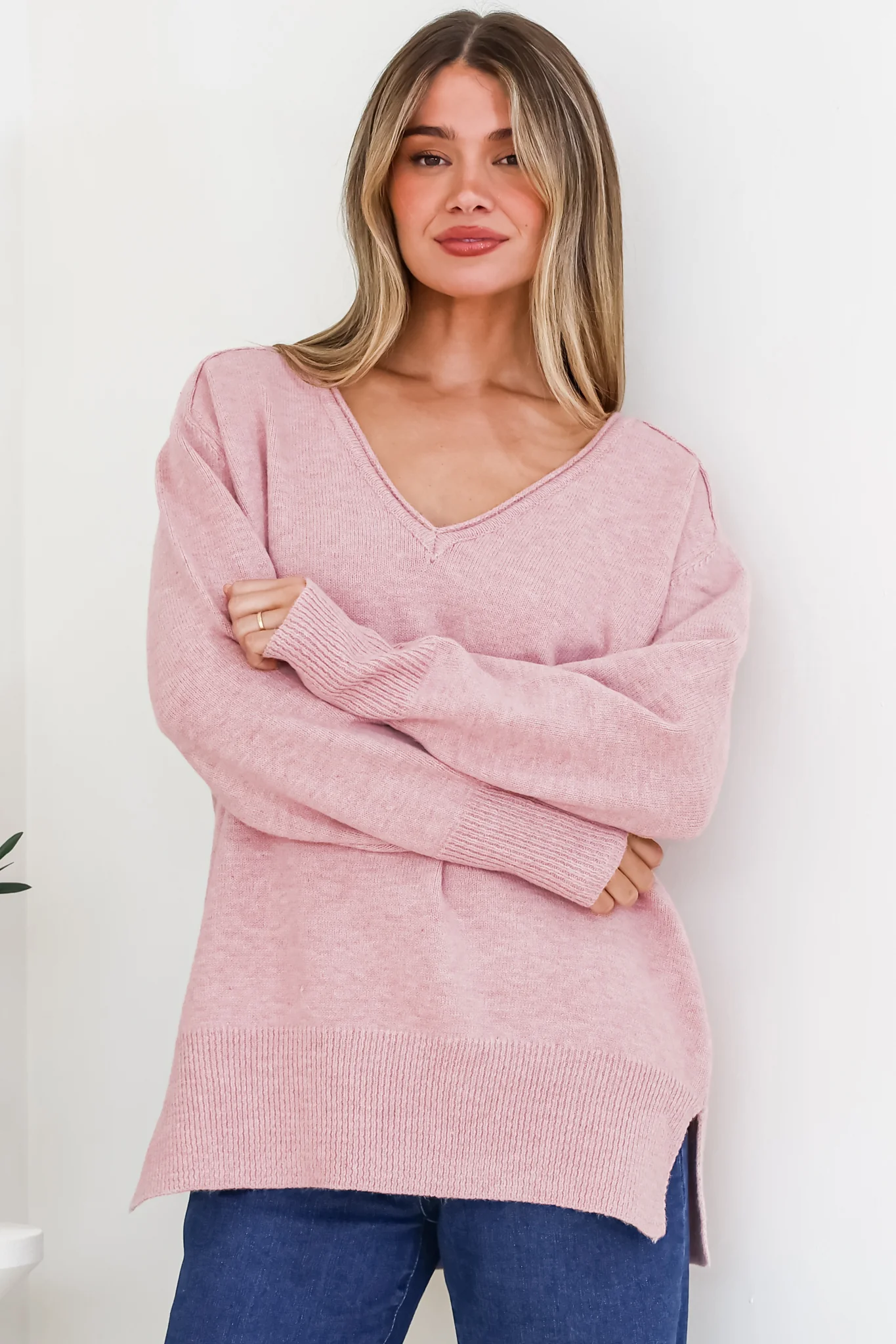 Clarke Jumper - V-Neck Batwing Sleeve Ribbed Step Hemline Knit in Pink - Image 3