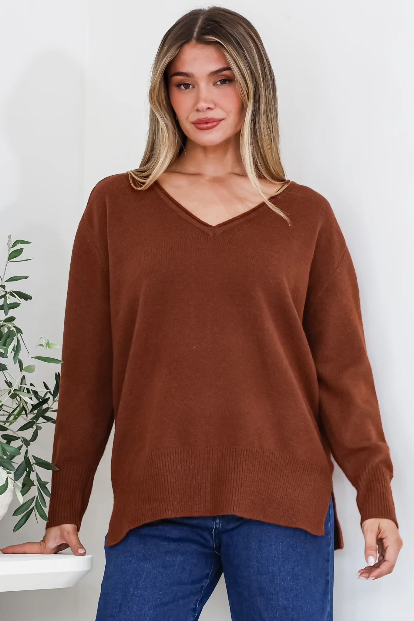Clarke Jumper - V-Neck Batwing Sleeve Ribbed Step Hemline Knit in Rust