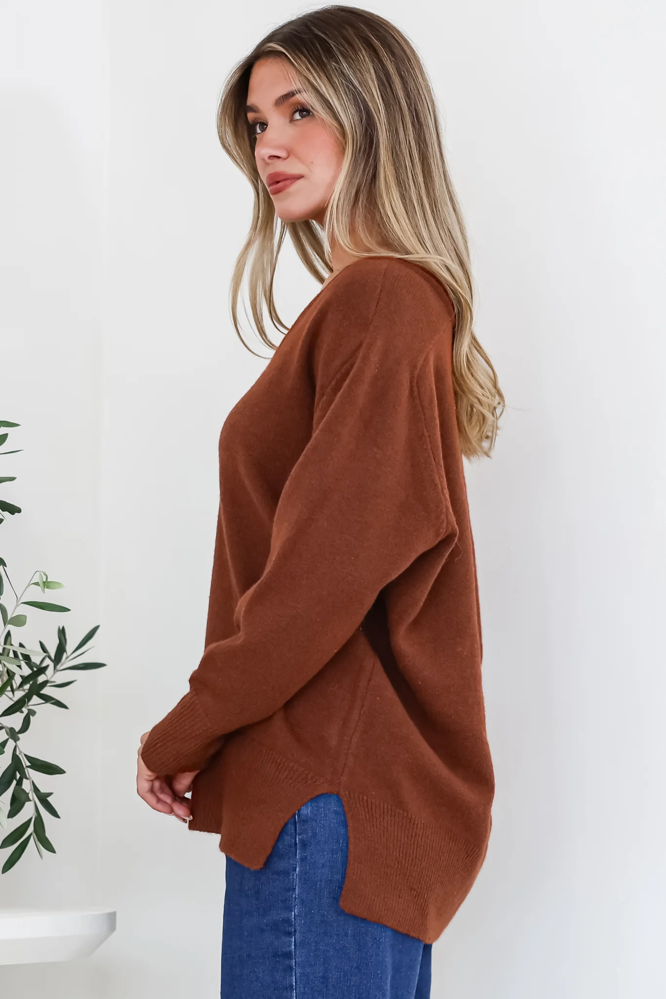 Clarke Jumper - V-Neck Batwing Sleeve Ribbed Step Hemline Knit in Rust - Image 6