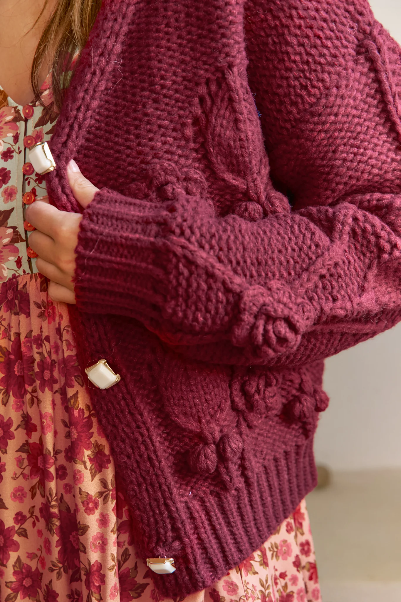 JAASE - Cozy Knit: Floral Motif Chunky Knit Cardigan with Vintage Inspired Buttons in Maroon - Image 2