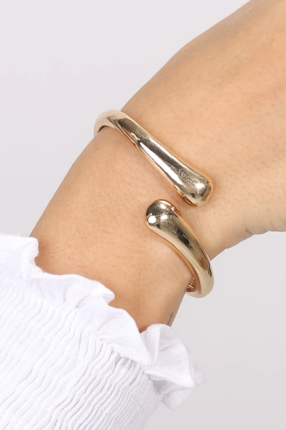 Curt Cuff Bracelet - Gold - Image 3