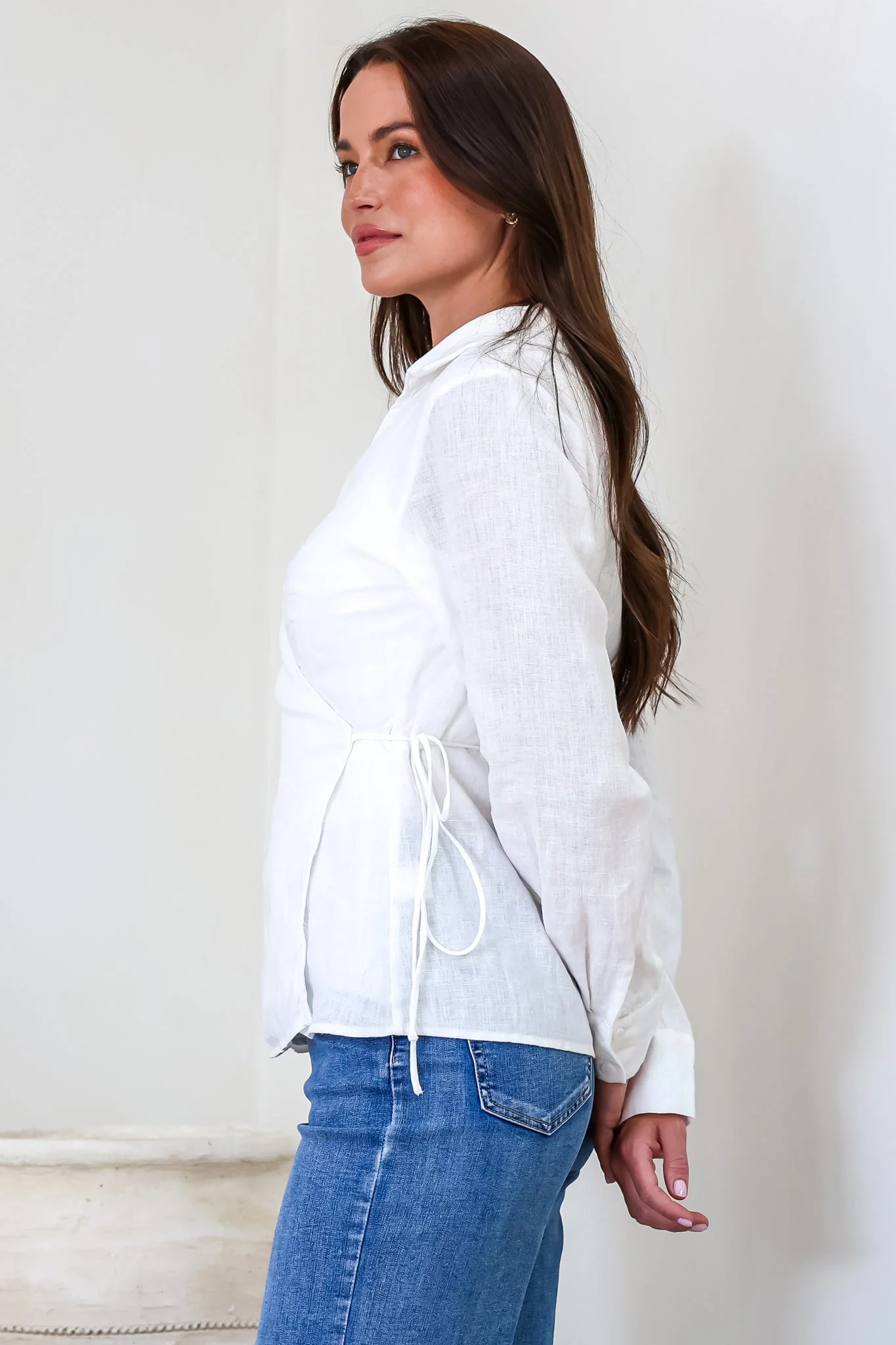 Daley Top - Wing Collar V Neck Wrap at the Waist Linen Top in White - Image 7