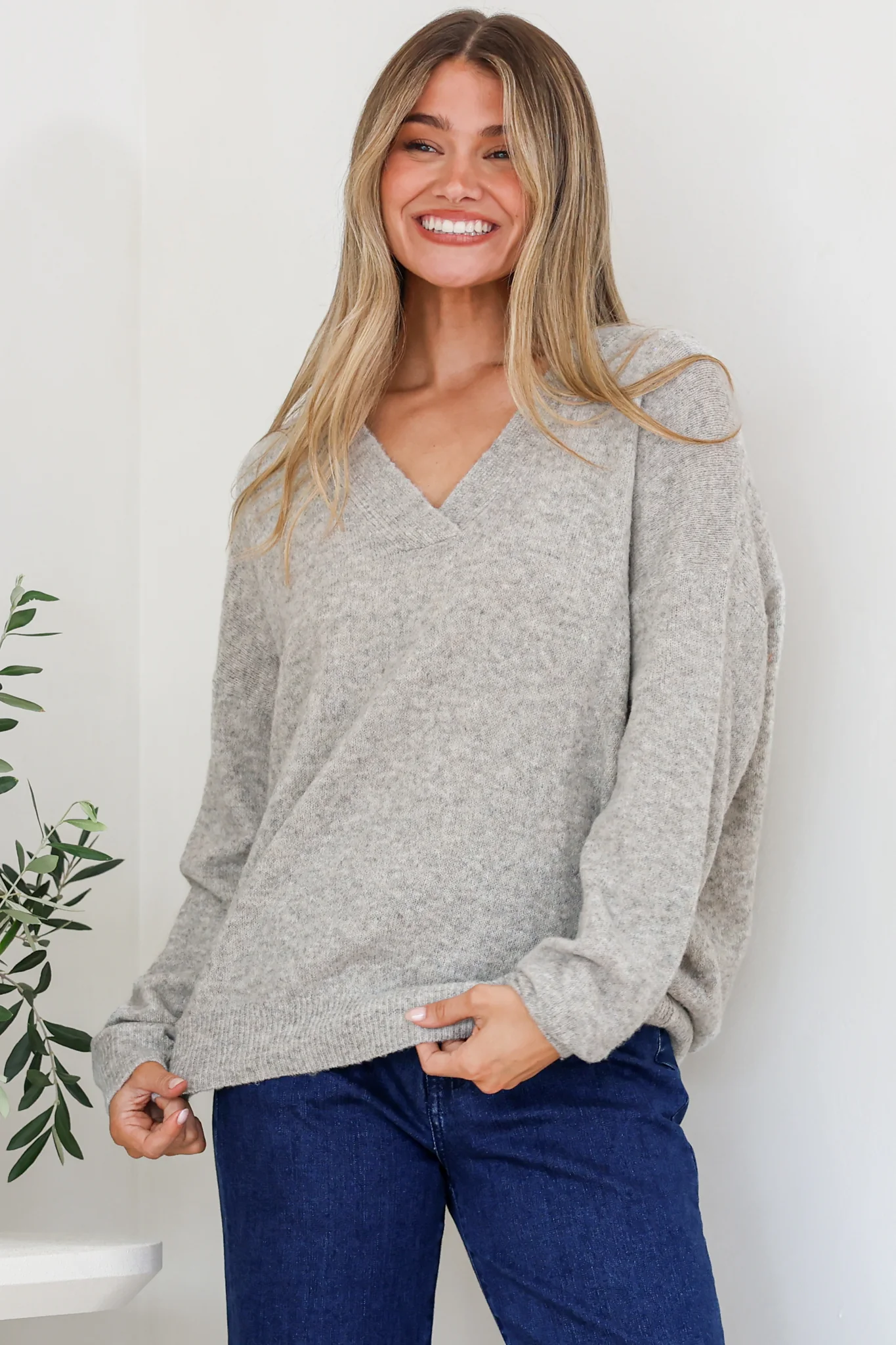 Donoven Jumper - V Neck Lightweight Knit with Ribbed Hemlines in Grey - Image 7