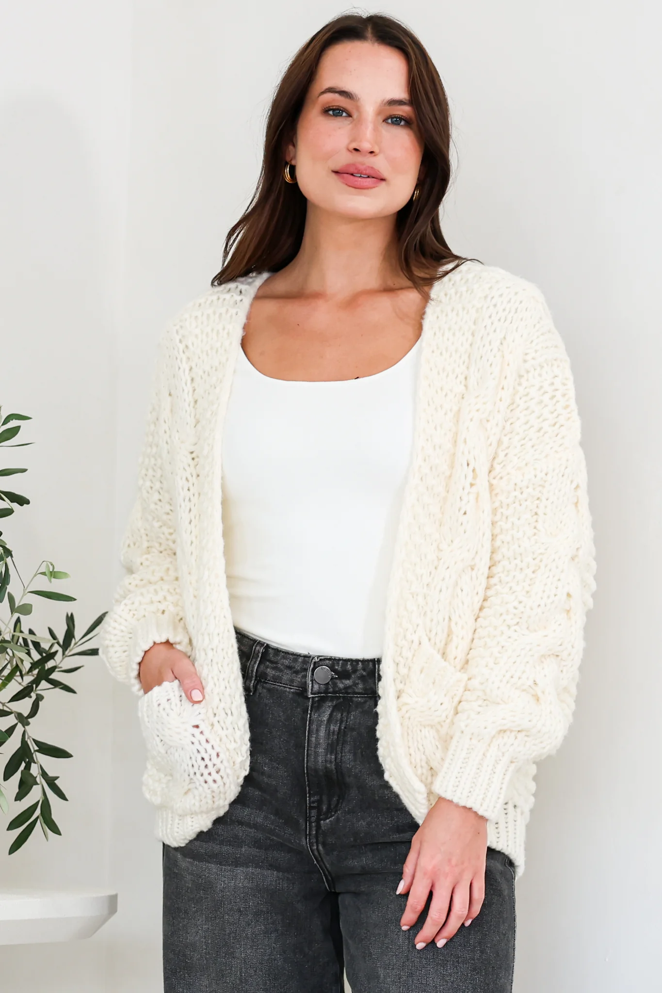 Elias Cardigan - Open Front Thick Cable Knit with Pockets in Cream - Image 4