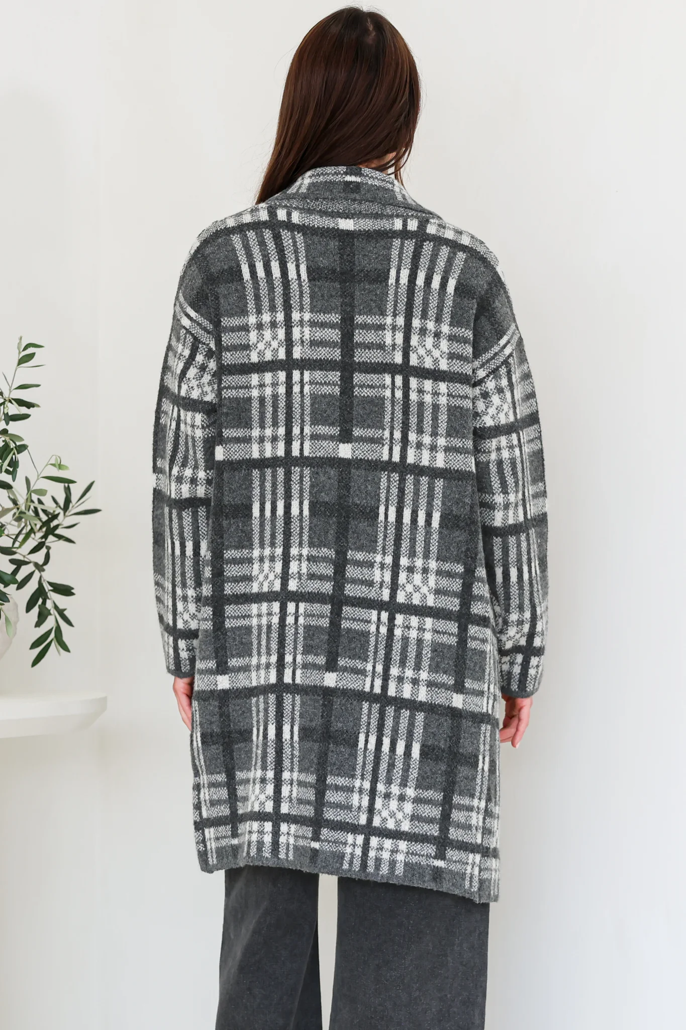 Ellington Cardigan - Lapel Collar Checkered Knit with Pockets in Grey - Image 5