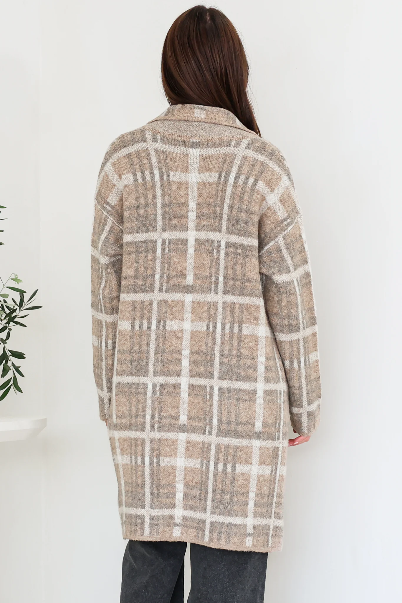 Ellington Cardigan - Lapel Collar Checkered Knit with Pockets in Taupe - Image 6