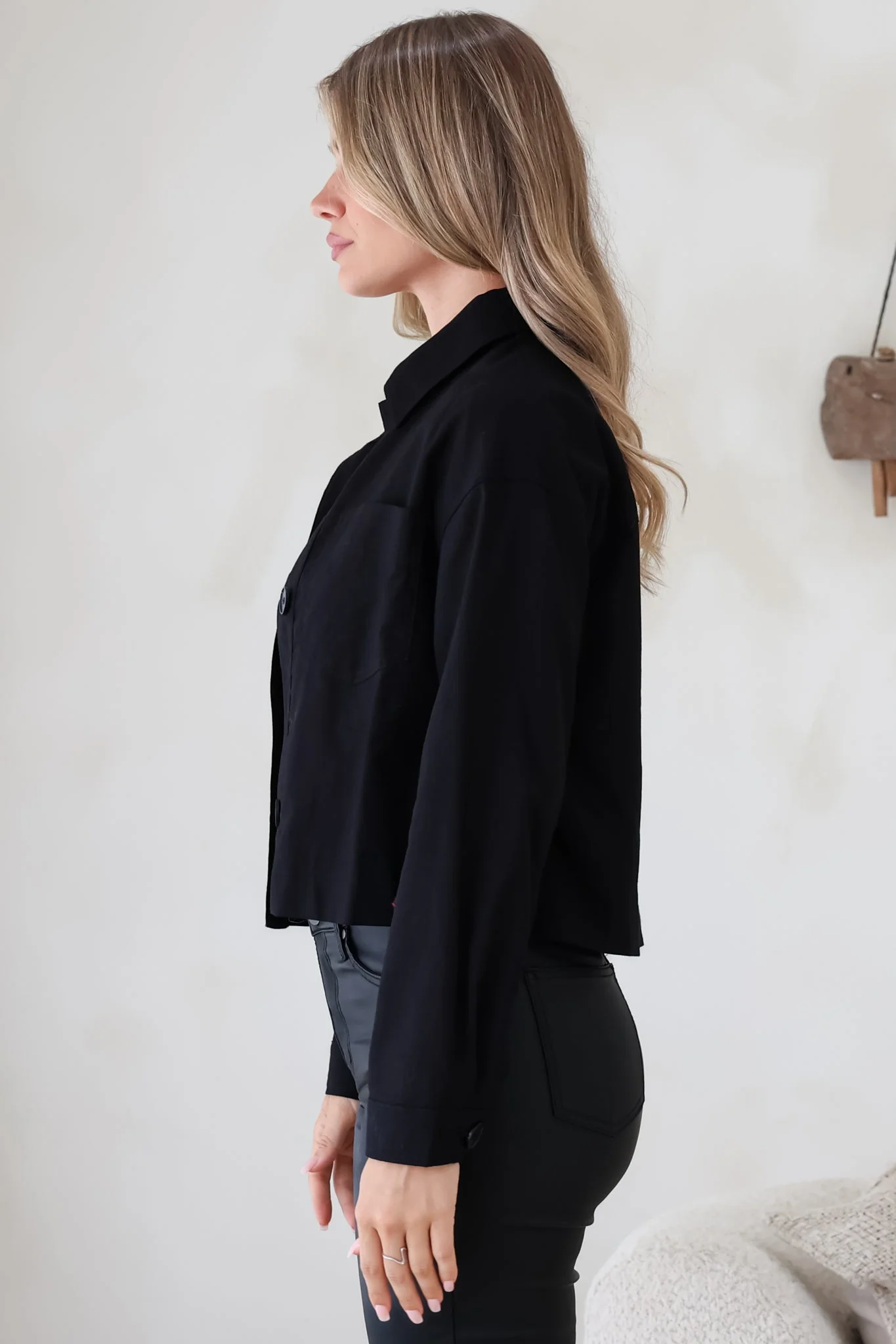 Elma Jacket - Wing Collar Button Down Cropped Jacket in Black - Image 5