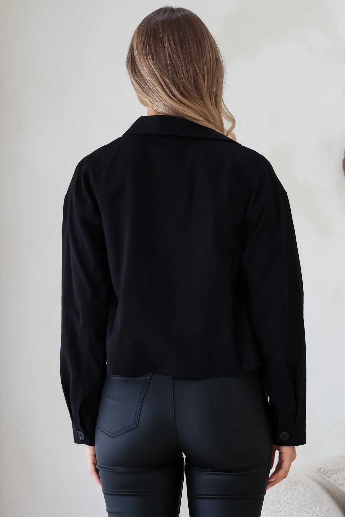Elma Jacket - Wing Collar Button Down Cropped Jacket in Black - Image 6