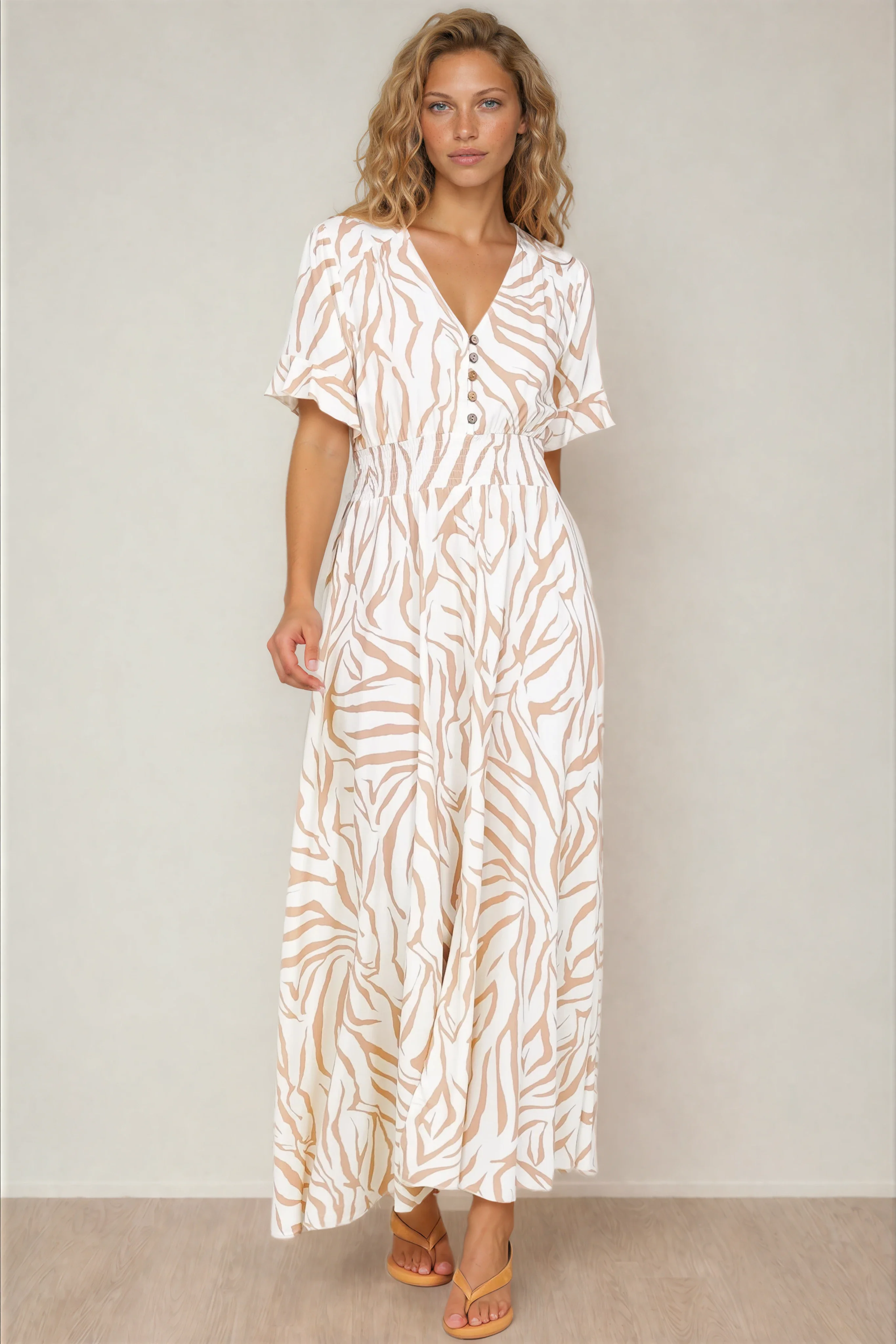 Tonia Maxi Dress - Short Sleeve V-Neck A-Line Dress in Cady Print Beige - Image 3