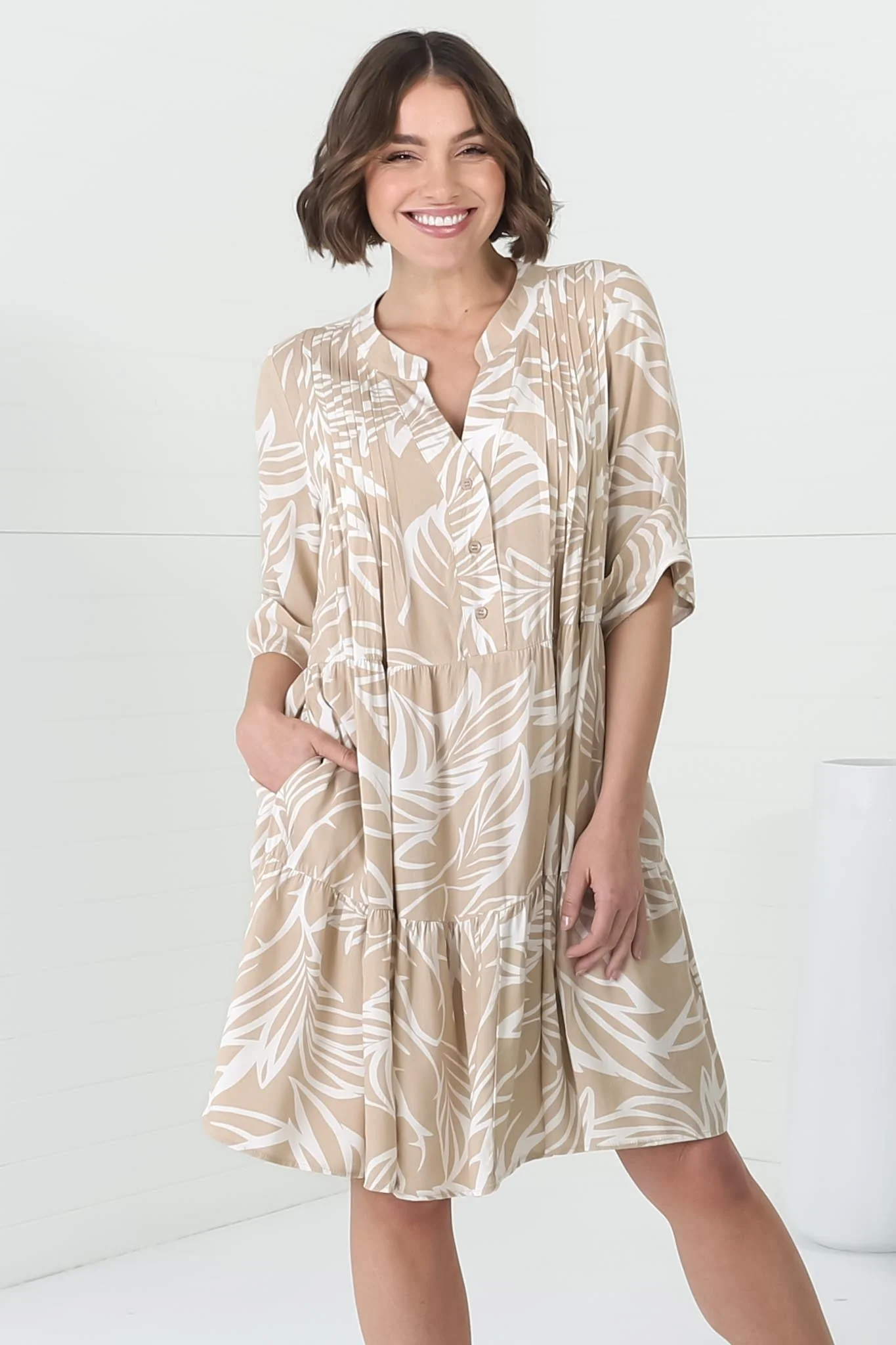 Evie Mini Dress - 3/4 Sleeve Tiered Smock Dress in Jeani Print Beige - Image 7
