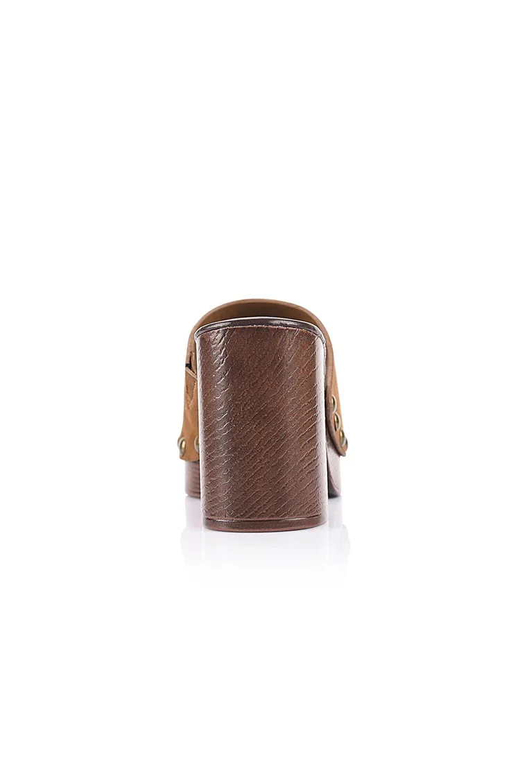 Frankie Clogs - Chestnut Tan Micro - Image 3