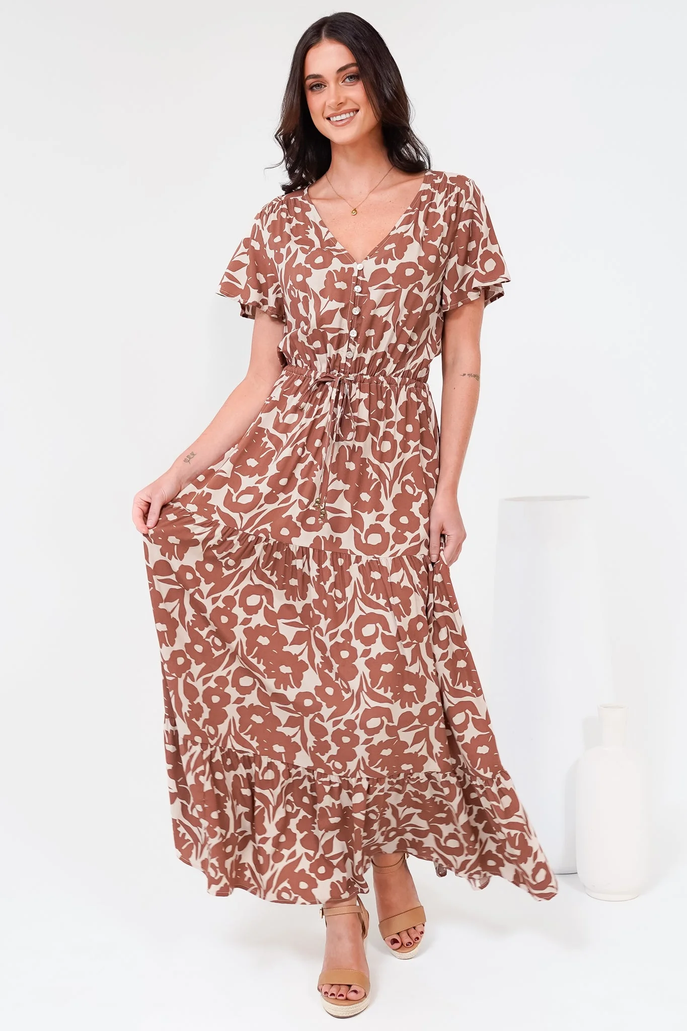 Hanna Maxi Dress - Cap Sleeve Tiered A Line Dress with Toggle Detailed Waist Tie in Emma-Jade Print Brown - Image 4