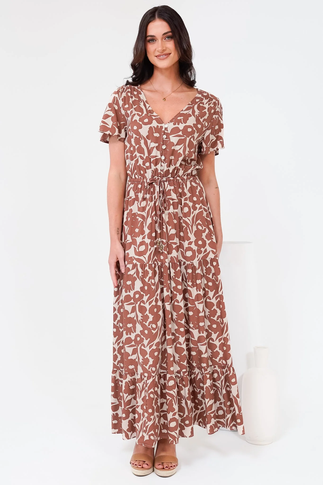 Hanna Maxi Dress - Cap Sleeve Tiered A Line Dress with Toggle Detailed Waist Tie in Emma-Jade Print Brown - Image 5