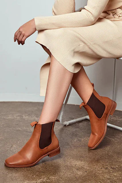 Harper Chelsea Boots - Tan Softee - Image 2