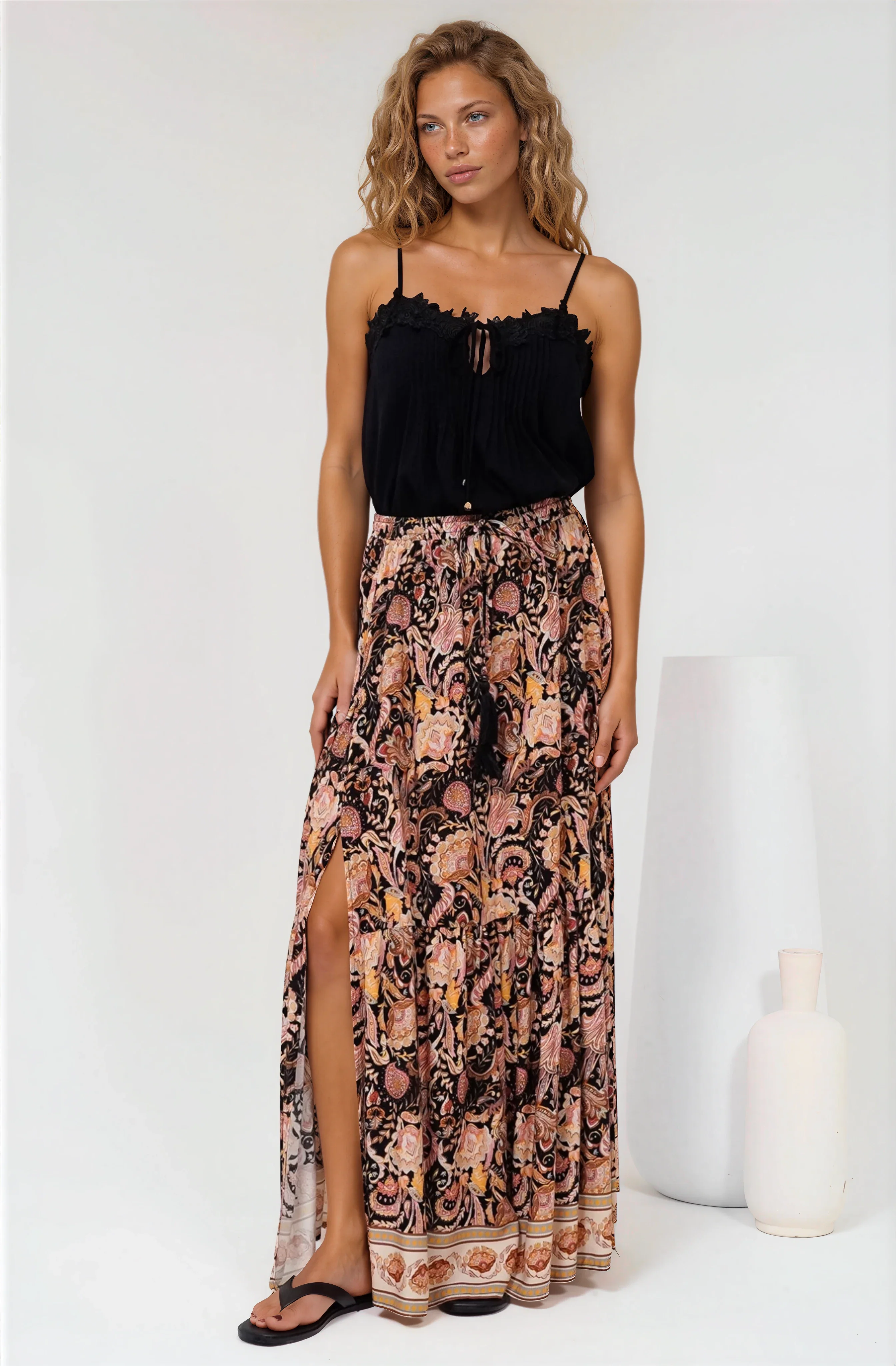 Hellen Maxi Skirt - High Waisted Skirt with Front Splits in Pree Print Black - Image 4