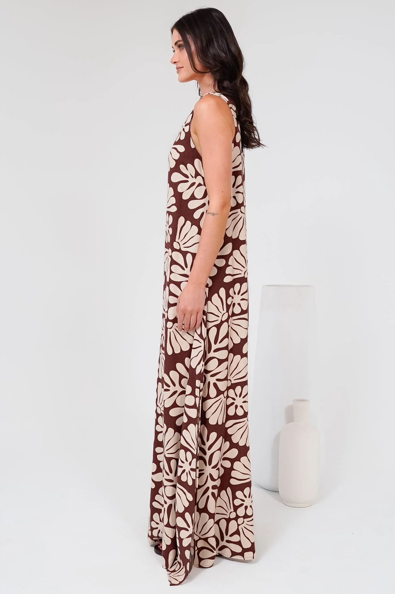 Janeen Maxi Dress - A-Line Sleeveless Dress with Side Splits in Lunie Print Chocolate - Image 9