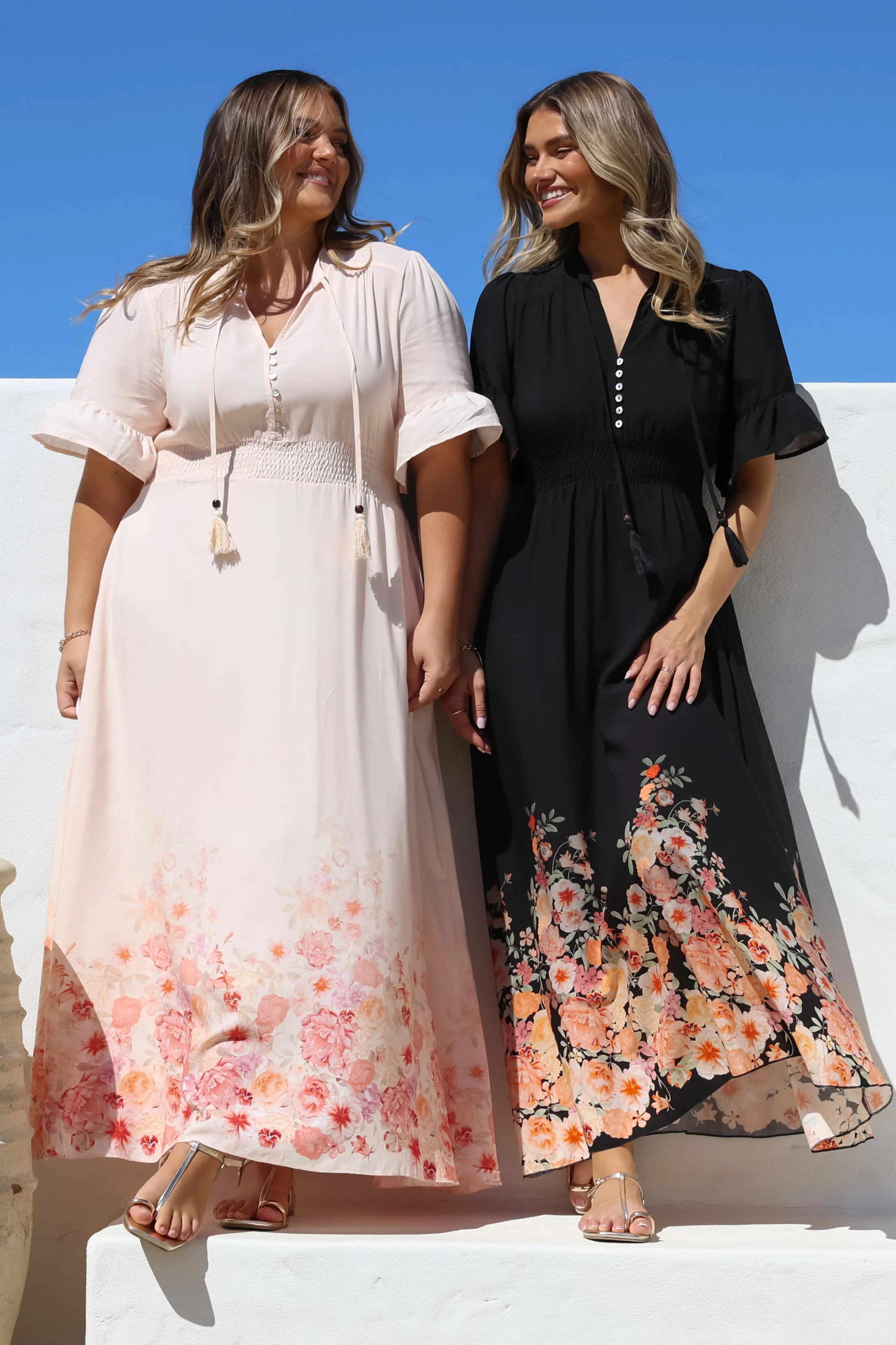 Jemina Maxi Dress - V-Neck Elasticated Waist A-Line Dress in Florence Print Black - Image 3