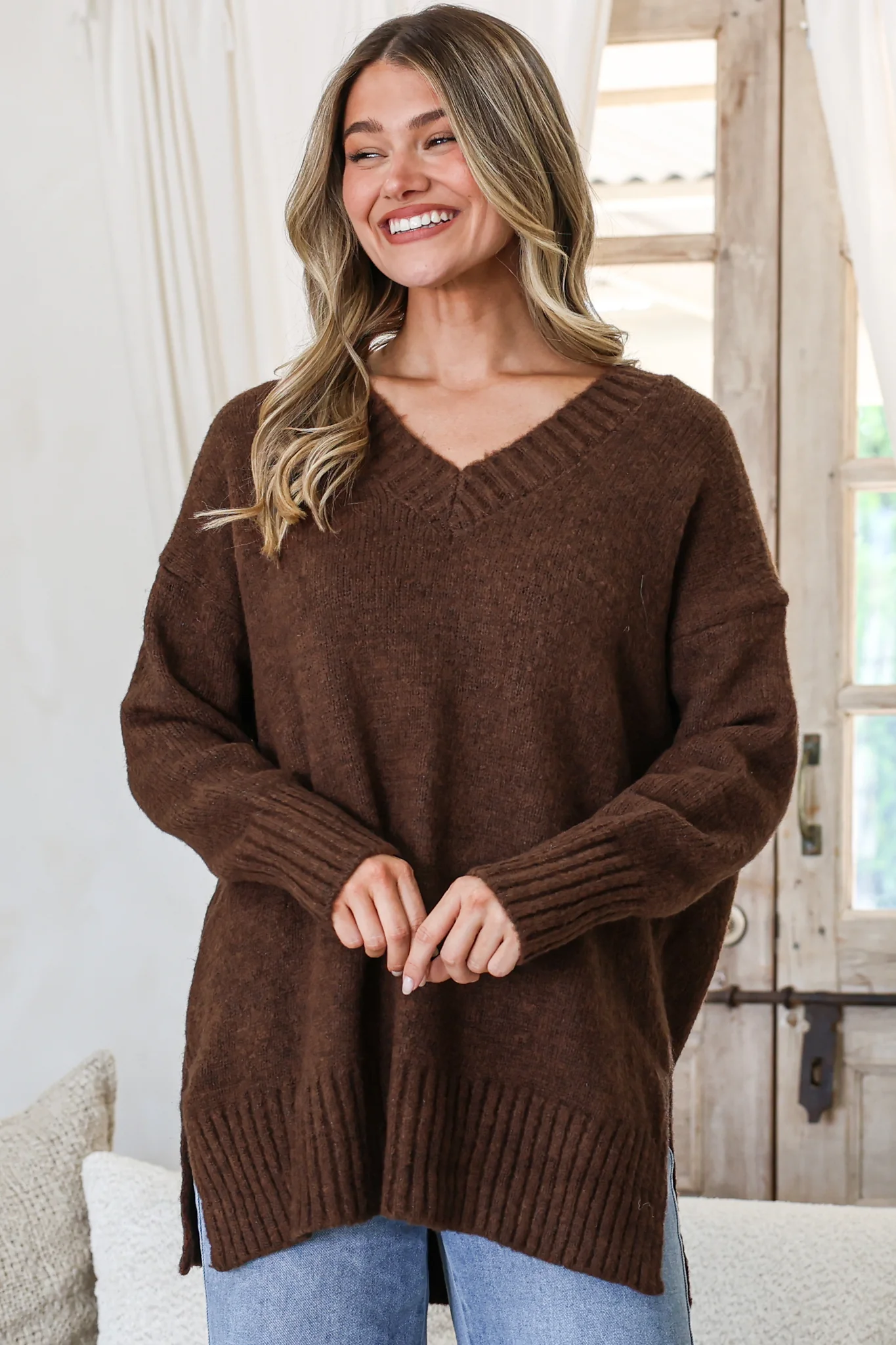 Jonas Jumper - Relaxed High-Low Jumper With Seam Splits In Coffee - Image 3