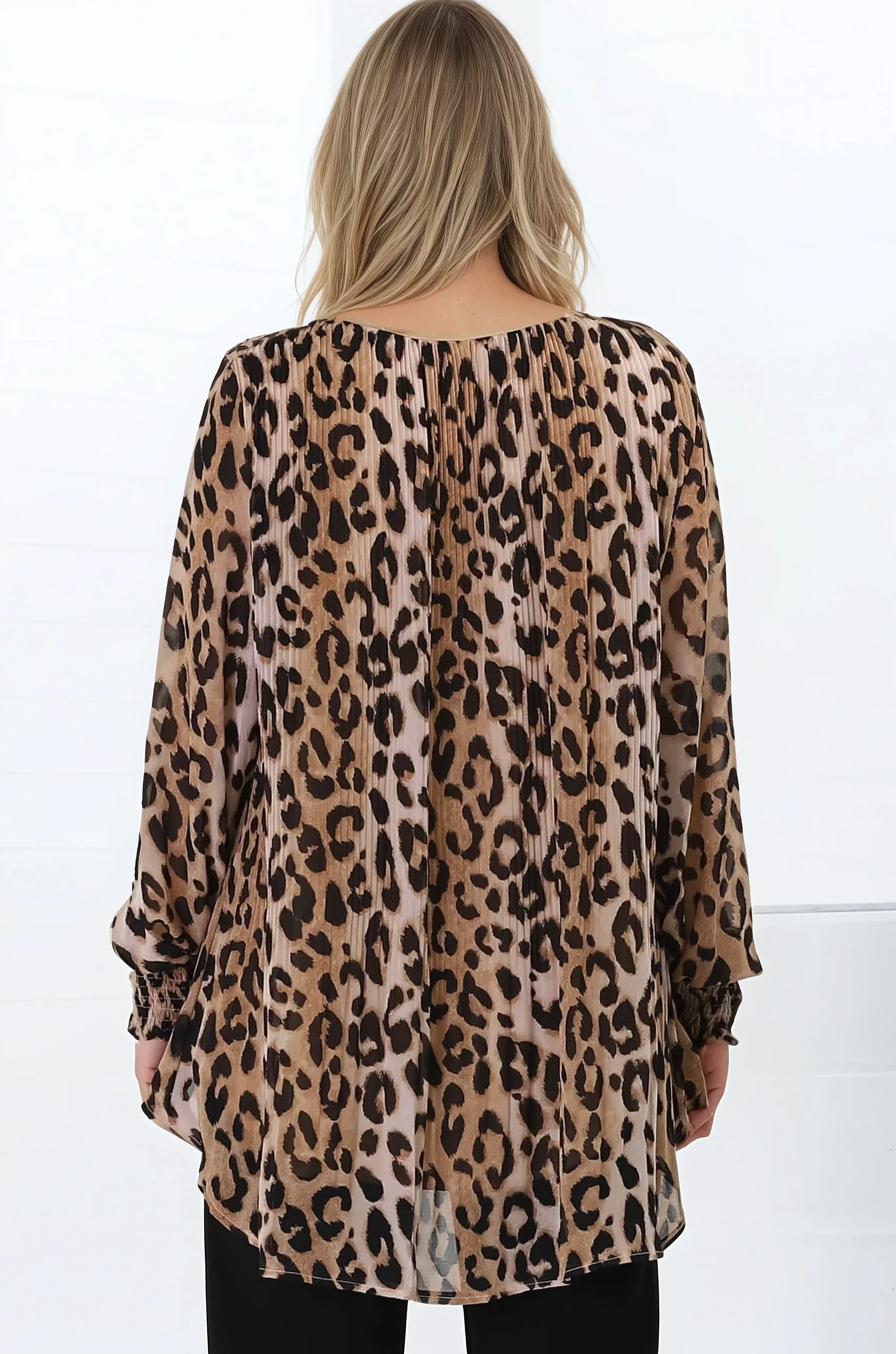 Kayt Blouse - Plisse Long Sleeve Top with High-Low Hemline in Leopard Print - Image 8