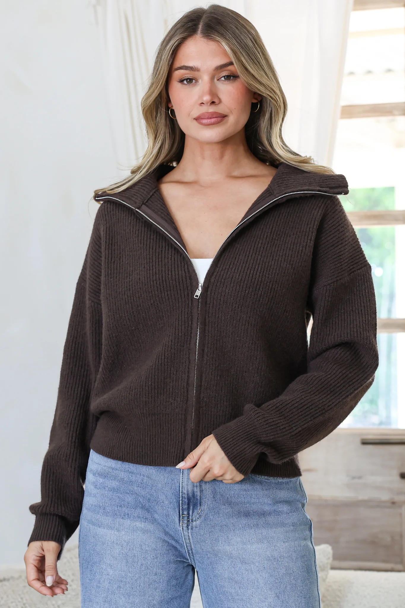 Logan Cardigan - Zipper Front Ribbed Knit with Wing Collar in Coffee